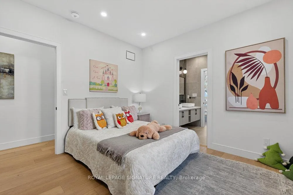 Photo 34 of 241 Cedarvale Avenue, Toronto, Woodbine-Lumsden — HOMEH