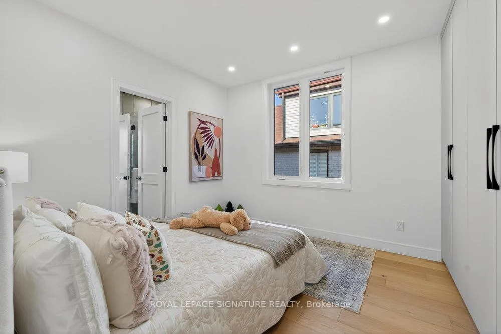 Photo 35 of 241 Cedarvale Avenue, Toronto, Woodbine-Lumsden — HOMEH