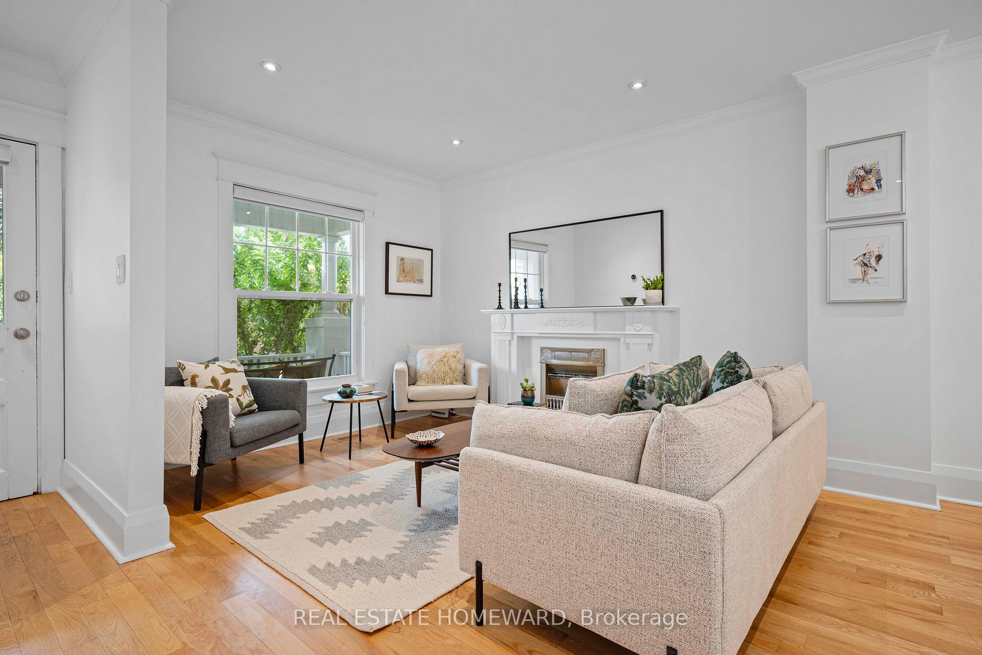 Photo 5 of 158 Hastings Avenue, Toronto, South Riverdale — HOMEH