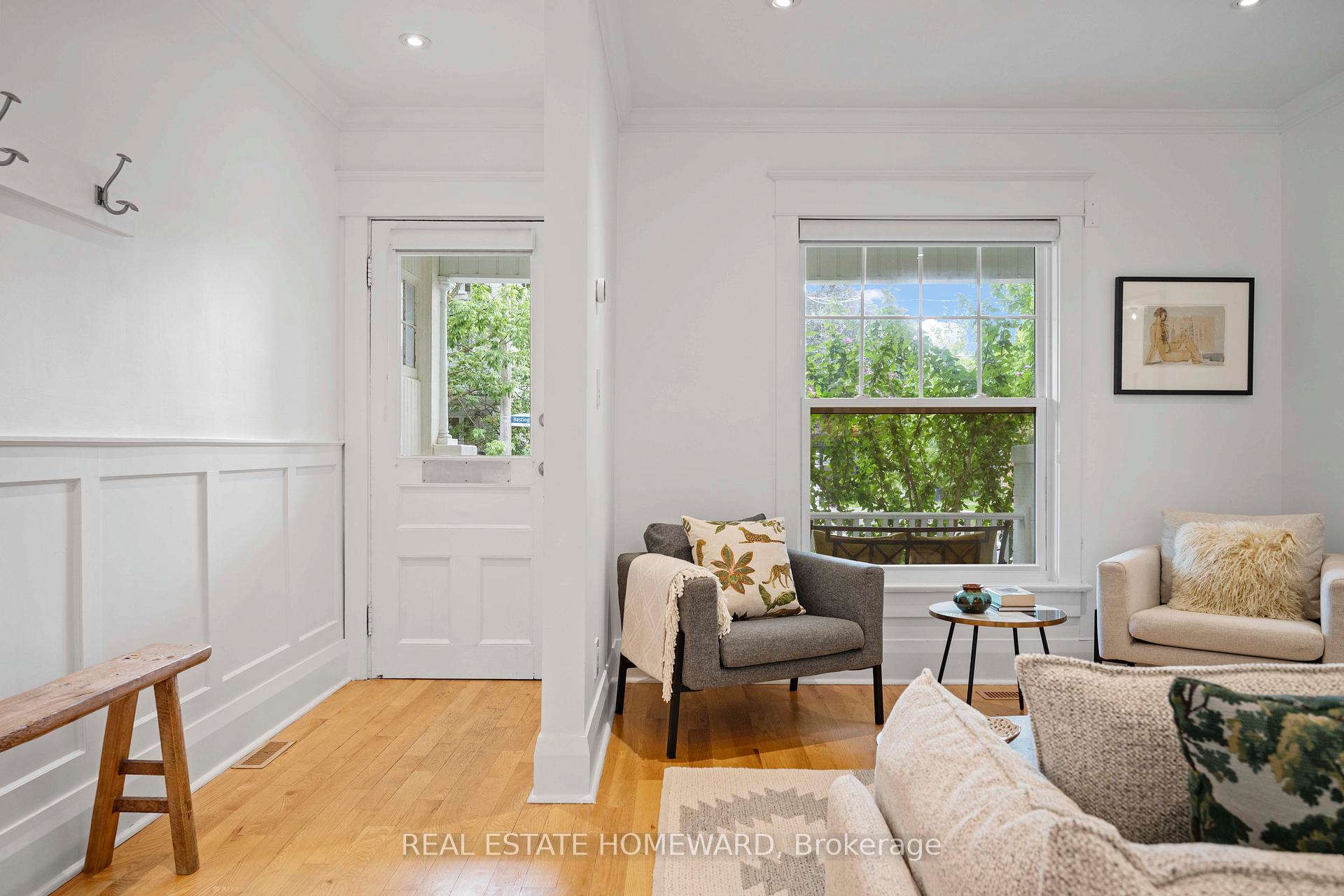 Photo 6 of 158 Hastings Avenue, Toronto, South Riverdale — HOMEH