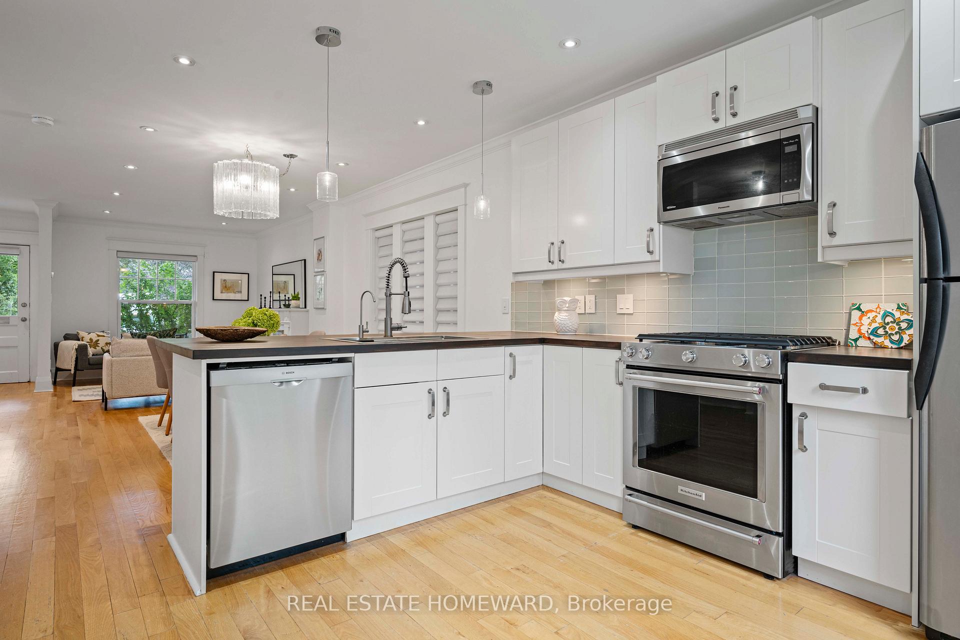 Photo 16 of 158 Hastings Avenue, Toronto, South Riverdale — HOMEH