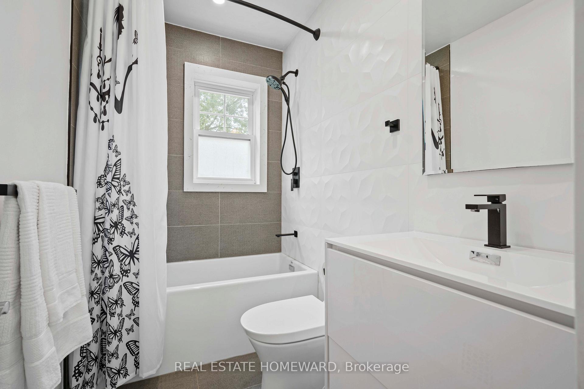 Photo 28 of 158 Hastings Avenue, Toronto, South Riverdale — HOMEH