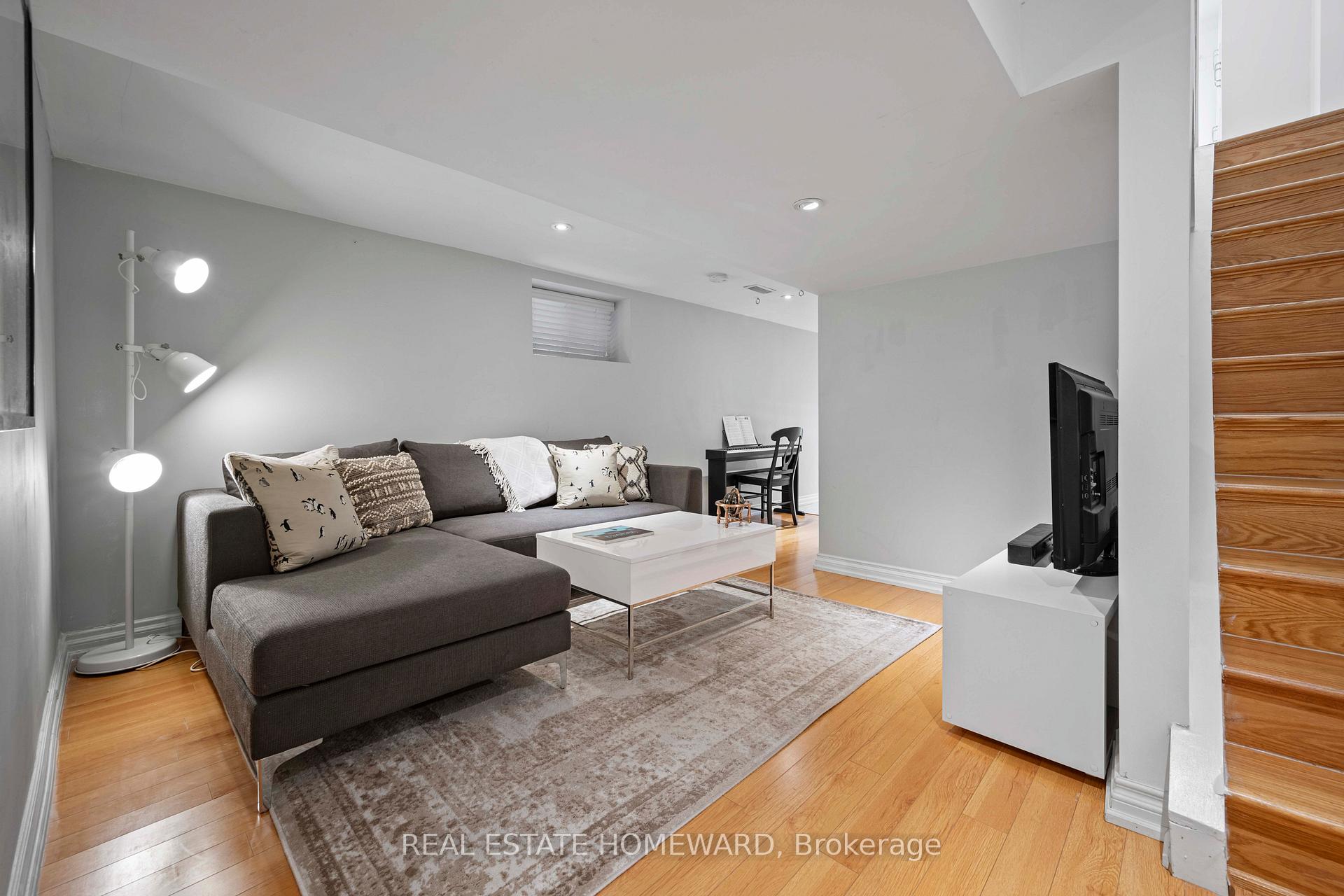 Photo 30 of 158 Hastings Avenue, Toronto, South Riverdale — HOMEH