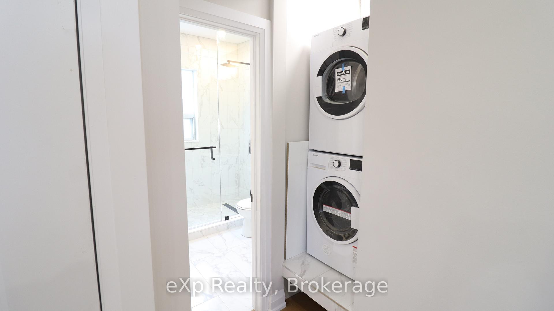 Photo 9 of Unit 3, 2002 Queen Street E, Toronto, The Beaches — HOMEH