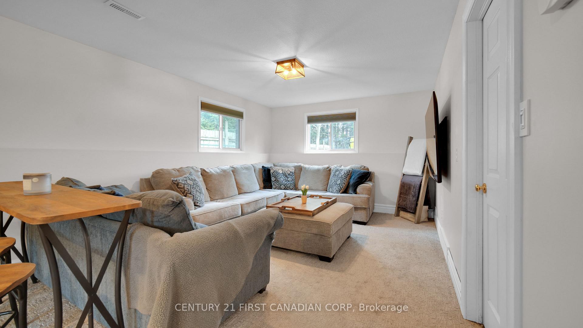 Photo 18 of 126 Scott Street E, Strathroy-Caradoc, SE — HOMEH