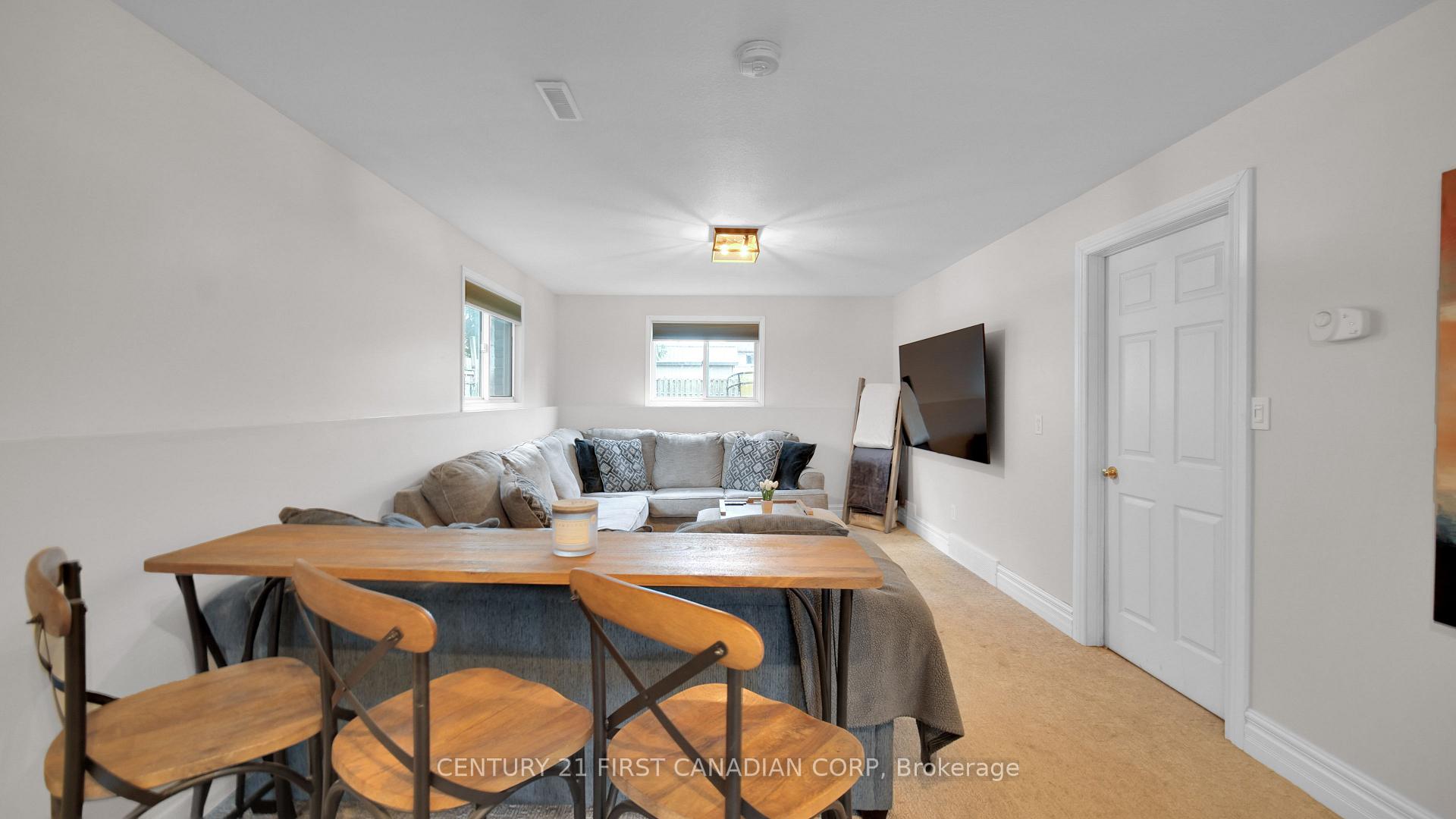 Photo 19 of 126 Scott Street E, Strathroy-Caradoc, SE — HOMEH