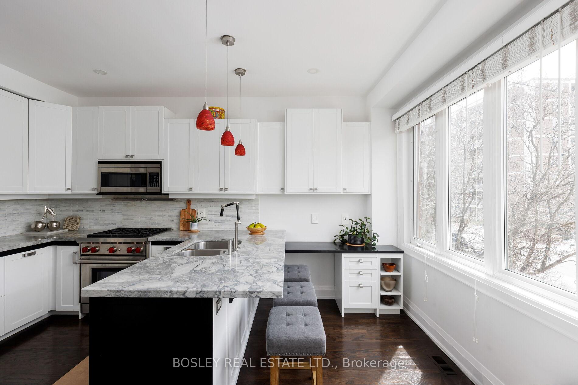 Photo 14 of 17 Cardiff Road, Toronto, Mount Pleasant East — HOMEH