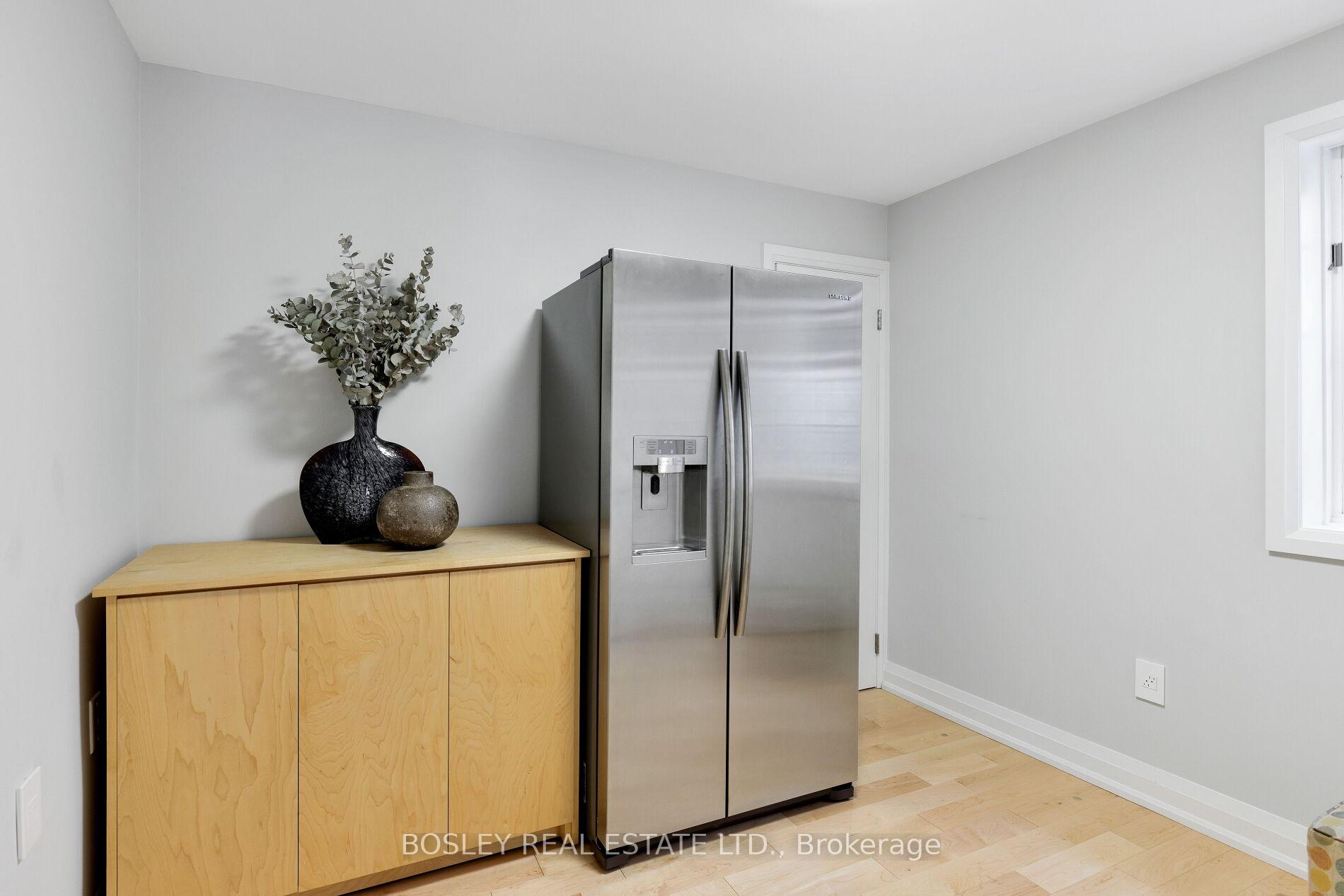 Photo 35 of 17 Cardiff Road, Toronto, Mount Pleasant East — HOMEH