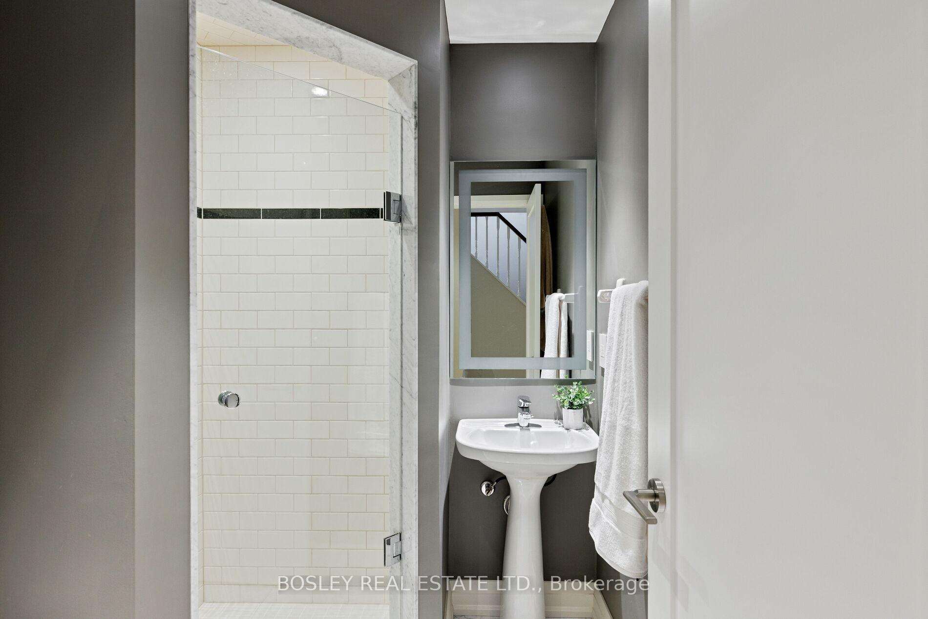 Photo 36 of 17 Cardiff Road, Toronto, Mount Pleasant East — HOMEH