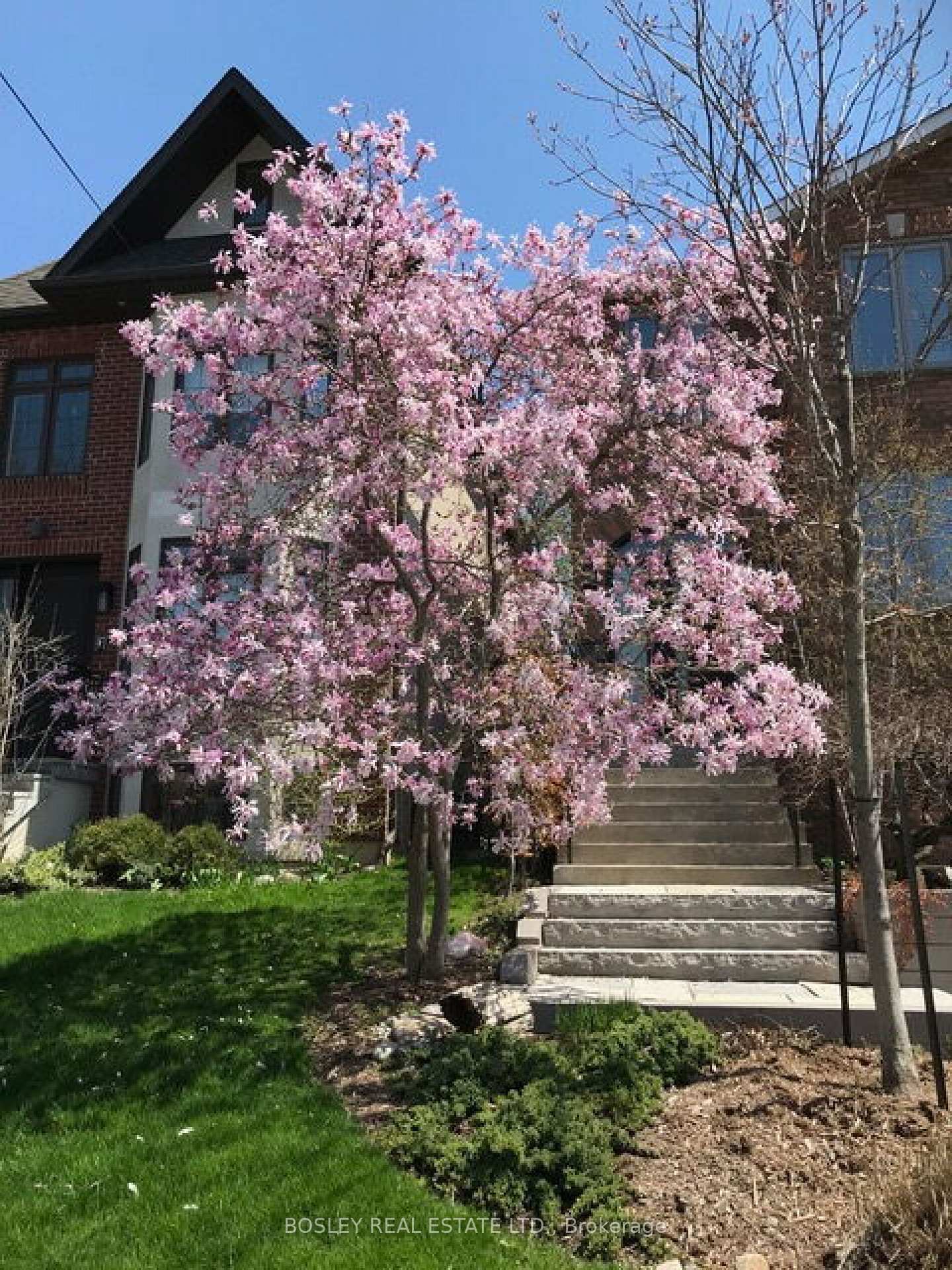 Photo 43 of 17 Cardiff Road, Toronto, Mount Pleasant East — HOMEH