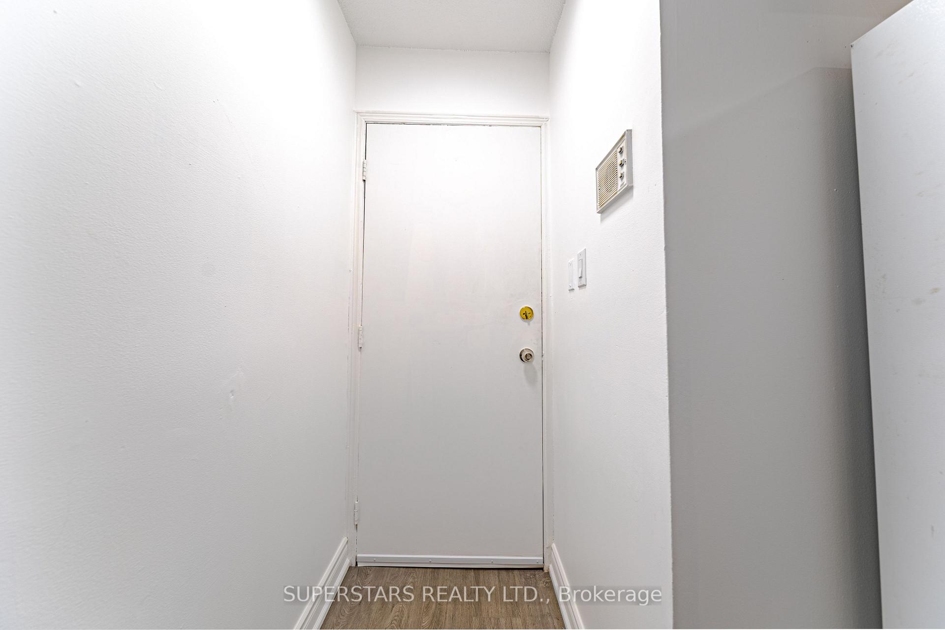 Photo 3 of Unit 2, 462 Sherbourne Street, Toronto, Cabbagetown-South St. James Town — HOMEH