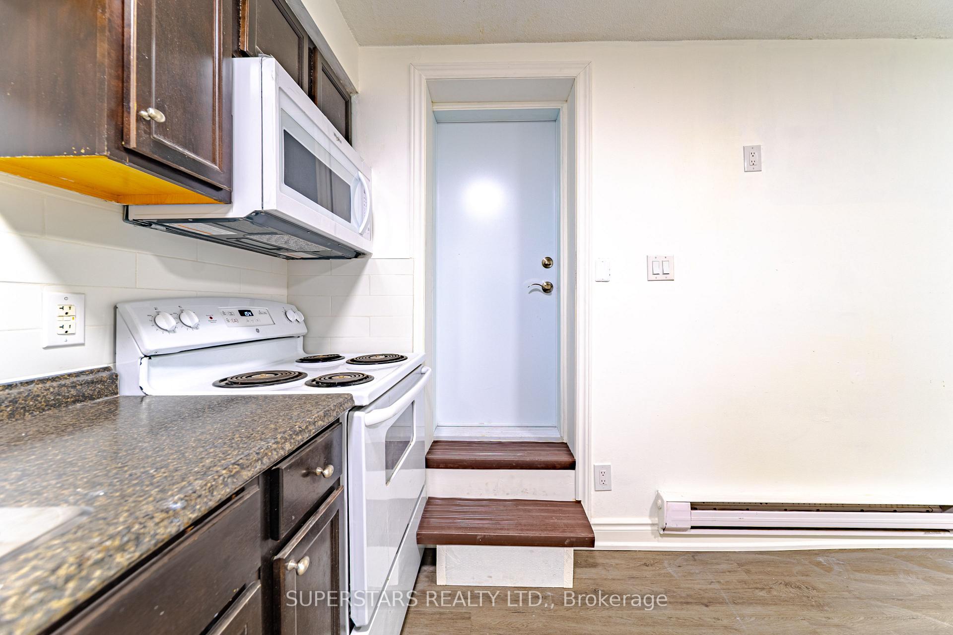 Photo 5 of Unit 2, 462 Sherbourne Street, Toronto, Cabbagetown-South St. James Town — HOMEH