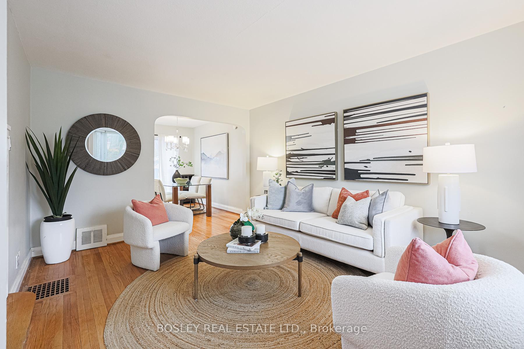 Photo 6 of 2 Glenbrae Avenue, Toronto, Leaside — HOMEH