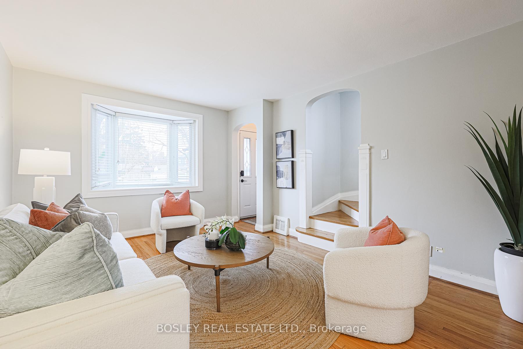 Photo 8 of 2 Glenbrae Avenue, Toronto, Leaside — HOMEH