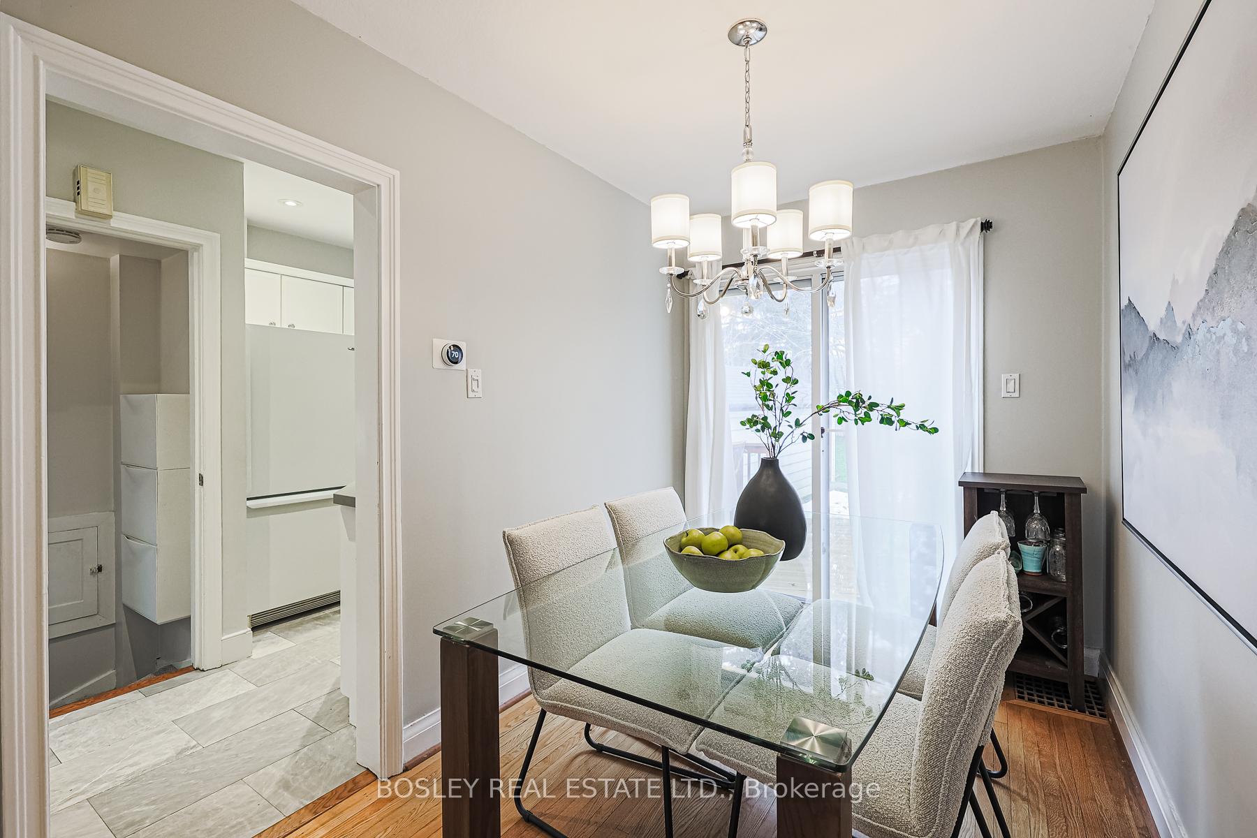 Photo 11 of 2 Glenbrae Avenue, Toronto, Leaside — HOMEH