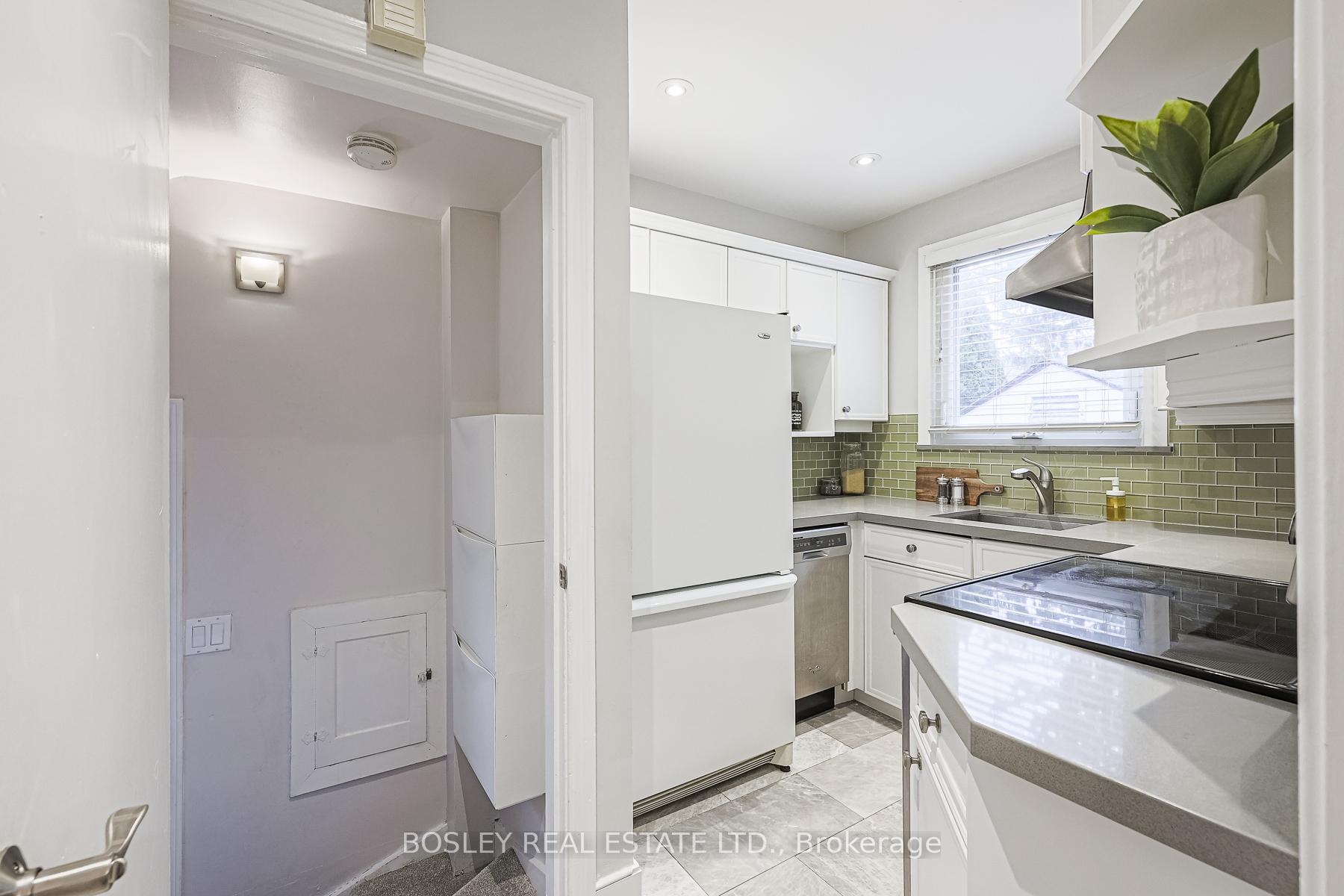 Photo 15 of 2 Glenbrae Avenue, Toronto, Leaside — HOMEH