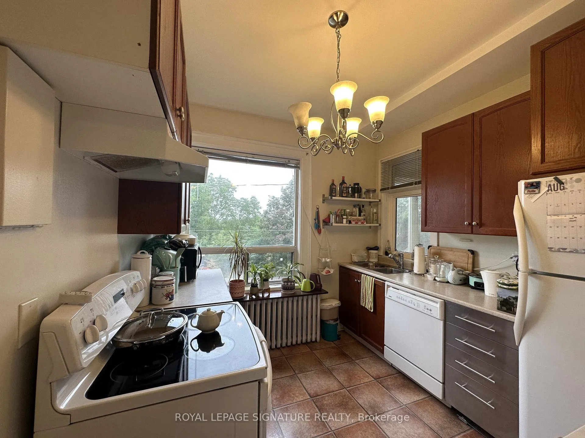 Photo 2 of Unit 100A, 646 Broadview Avenue, Toronto, South Riverdale — HOMEH