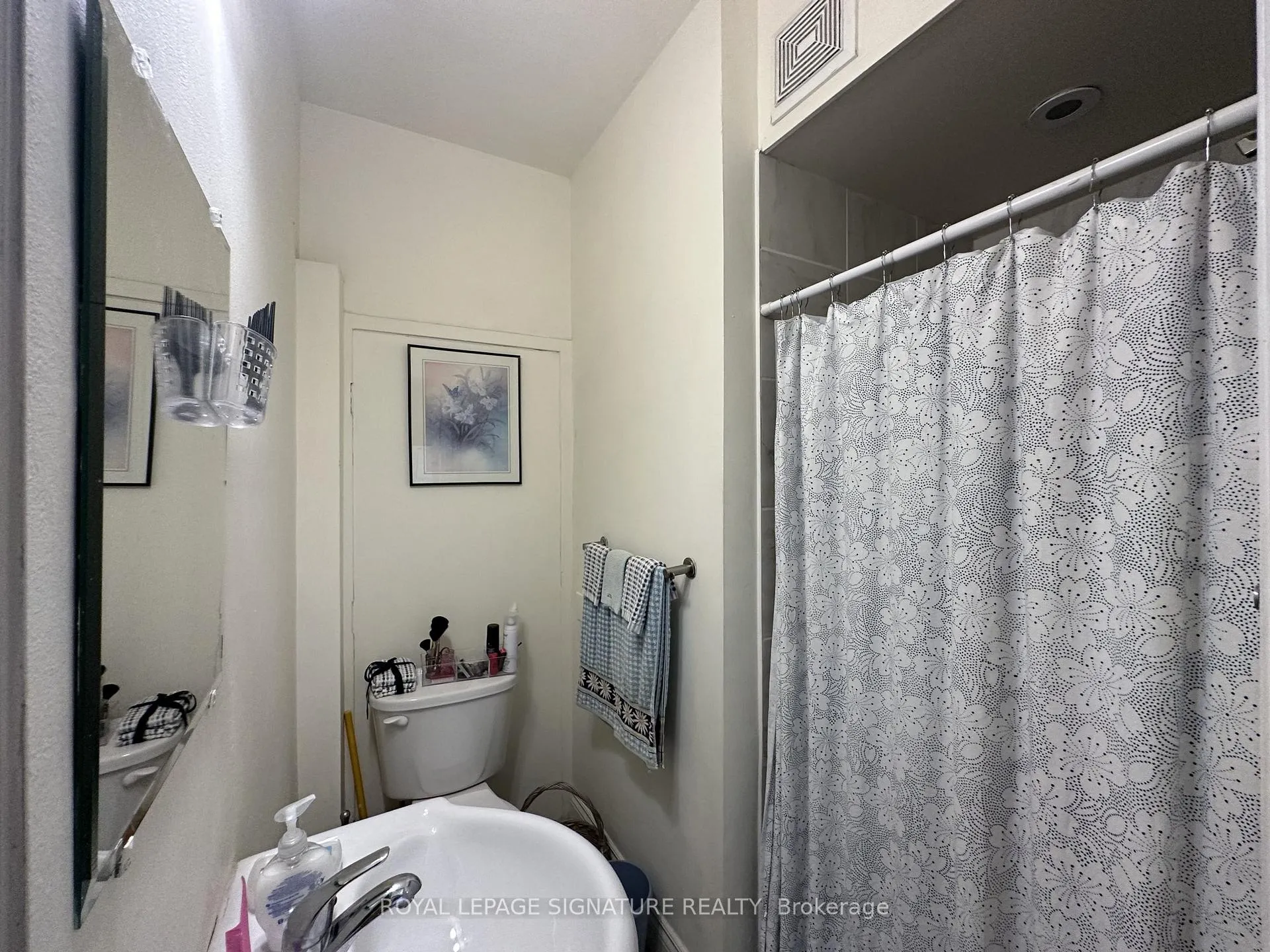 Photo 15 of Unit 100A, 646 Broadview Avenue, Toronto, South Riverdale — HOMEH