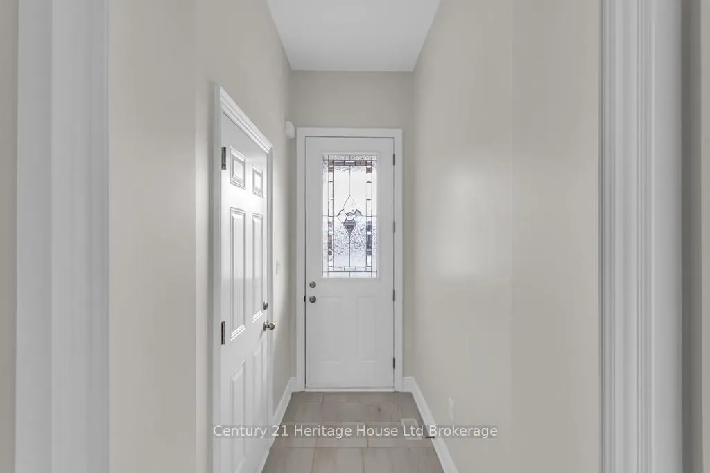 Photo 13 of 30 Seaton Crescent, Tillsonburg — HOMEH