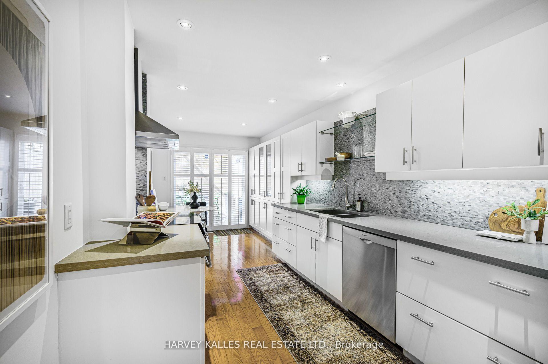 Photo 16 of 418 Ontario Street, Toronto, Moss Park — HOMEH