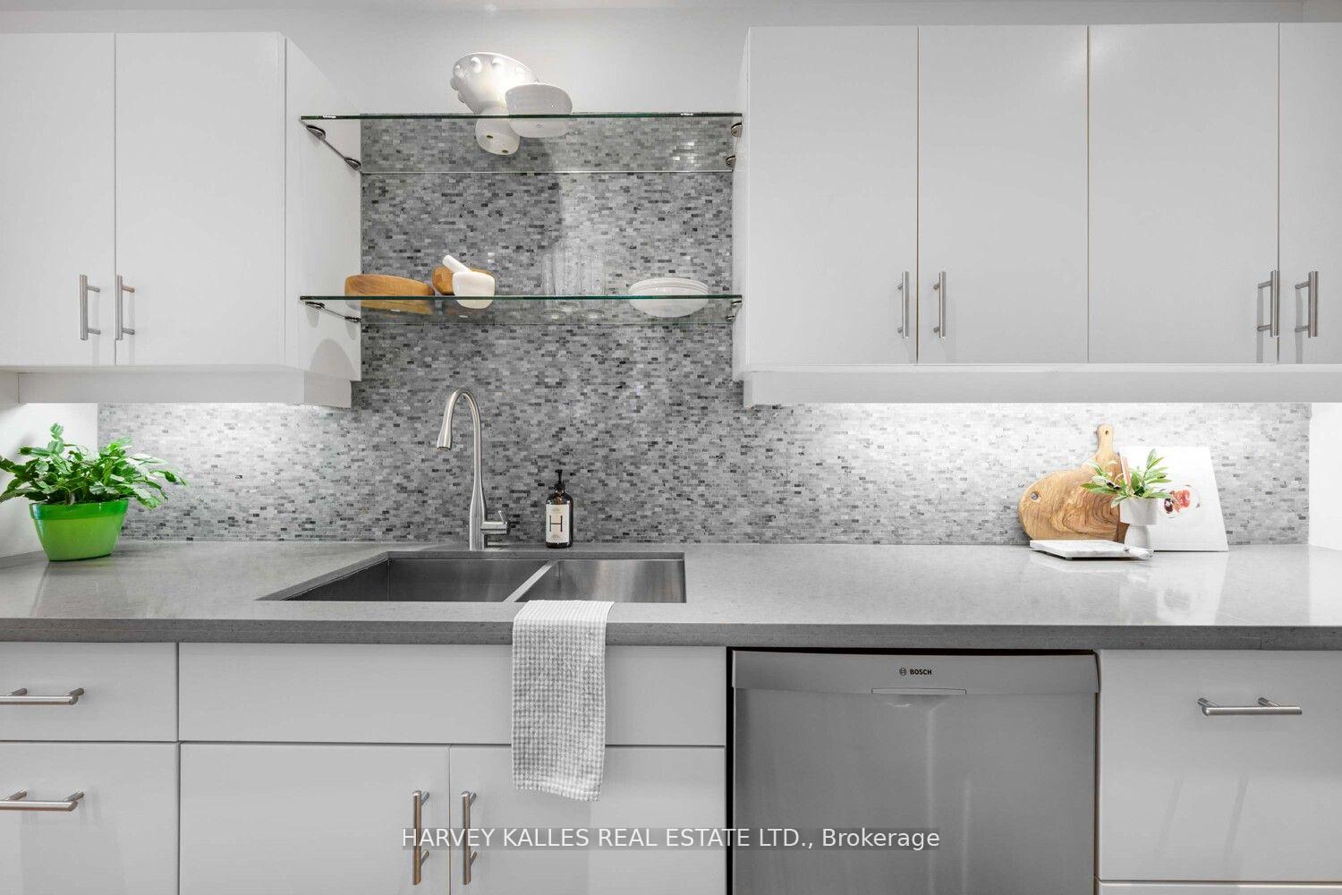 Photo 17 of 418 Ontario Street, Toronto, Moss Park — HOMEH