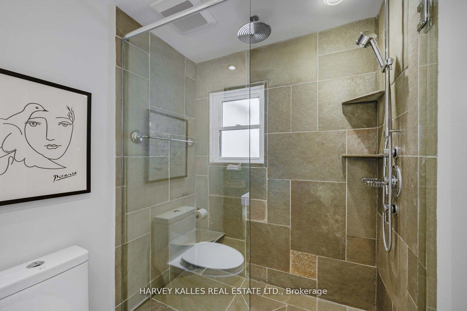 Photo 31 of 418 Ontario Street, Toronto, Moss Park — HOMEH