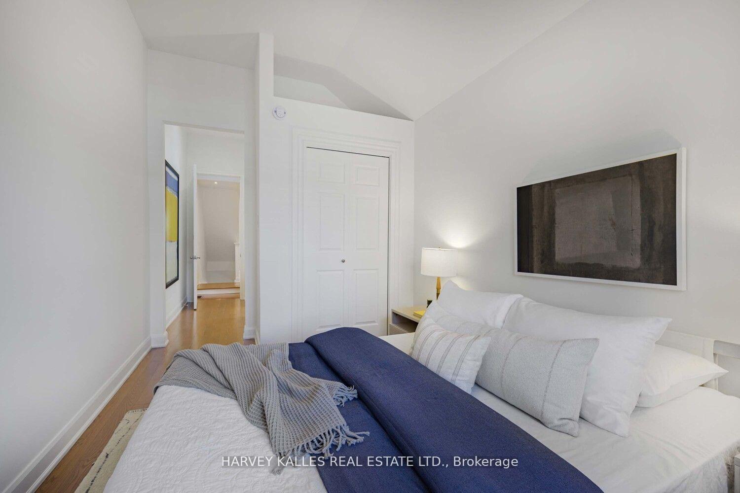 Photo 33 of 418 Ontario Street, Toronto, Moss Park — HOMEH