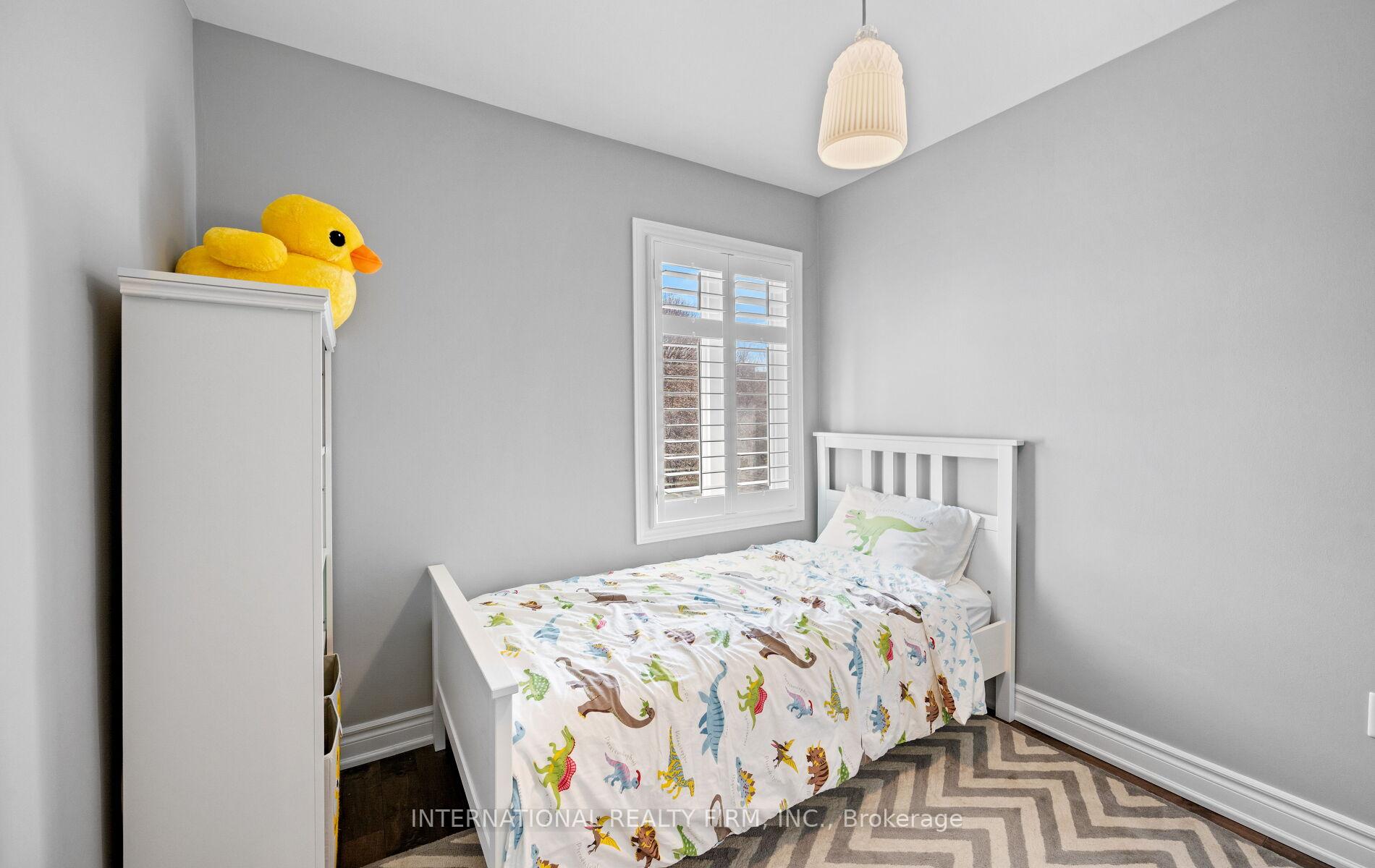 Photo 26 of 49 Brentcliffe Road, Toronto, Leaside — HOMEH