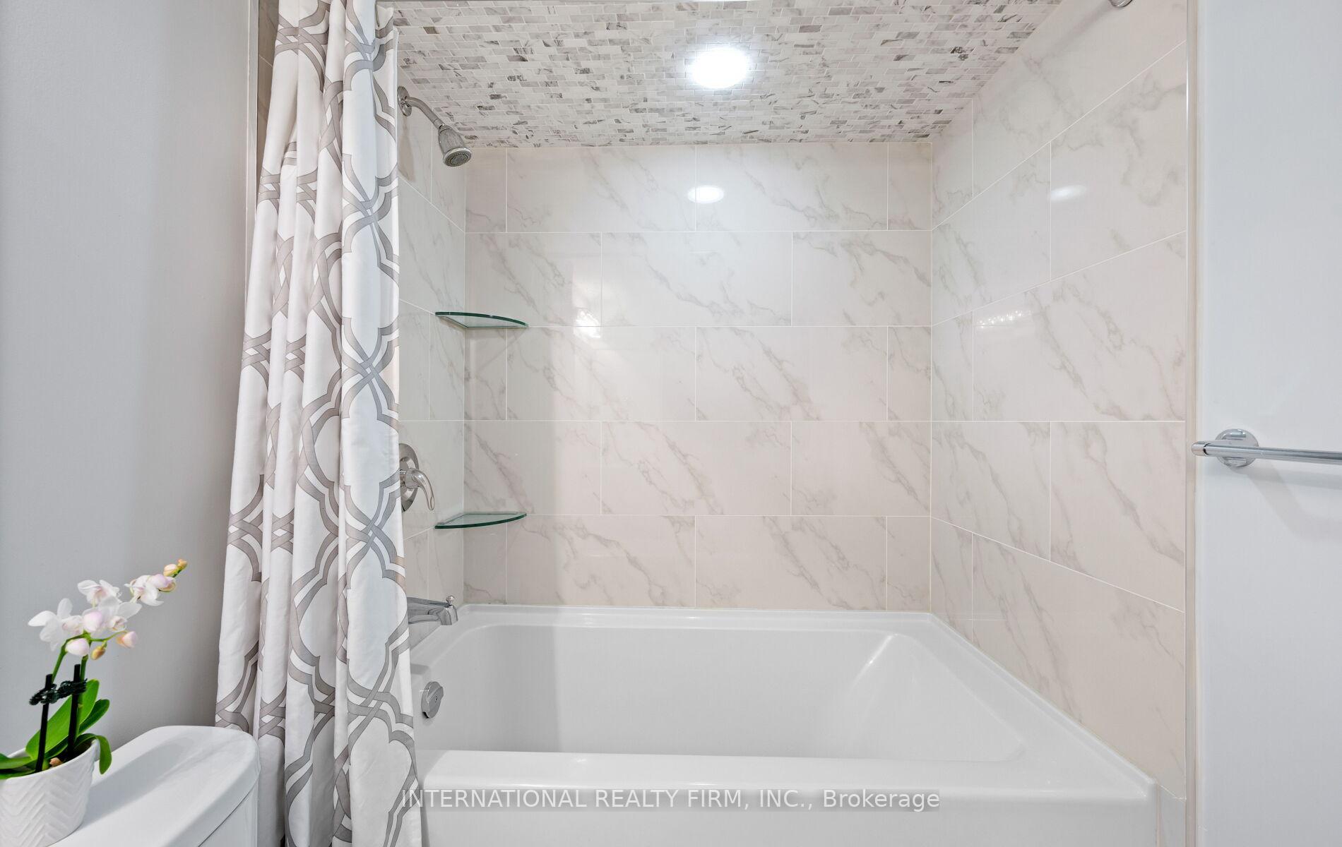 Photo 38 of 49 Brentcliffe Road, Toronto, Leaside — HOMEH