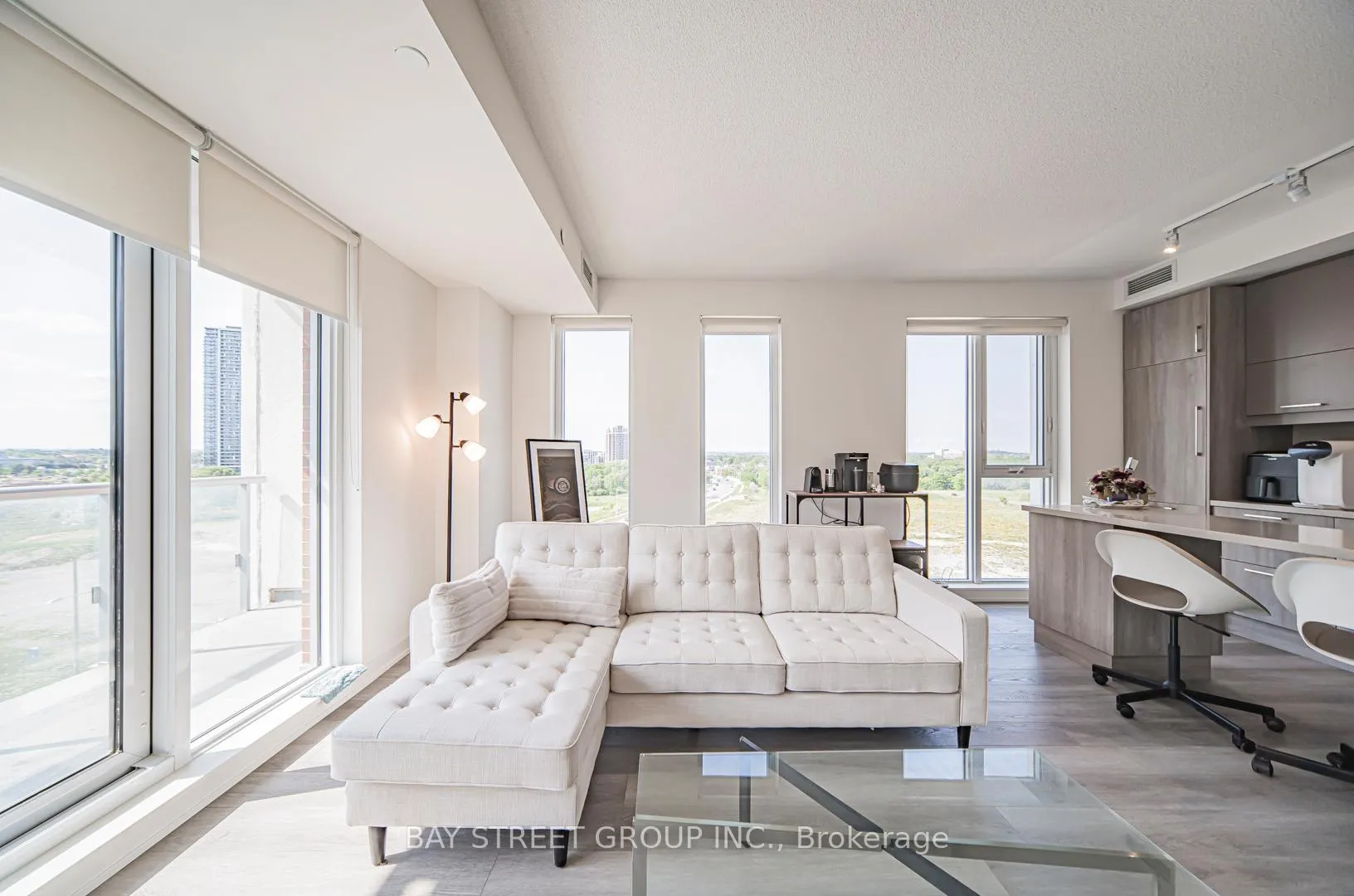Photo 2 of Unit 804, 292 Verdale Crossing, Markham, Unionville — HOMEH