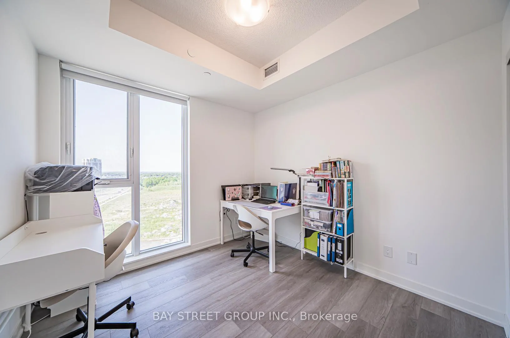 Photo 6 of Unit 804, 292 Verdale Crossing, Markham, Unionville — HOMEH
