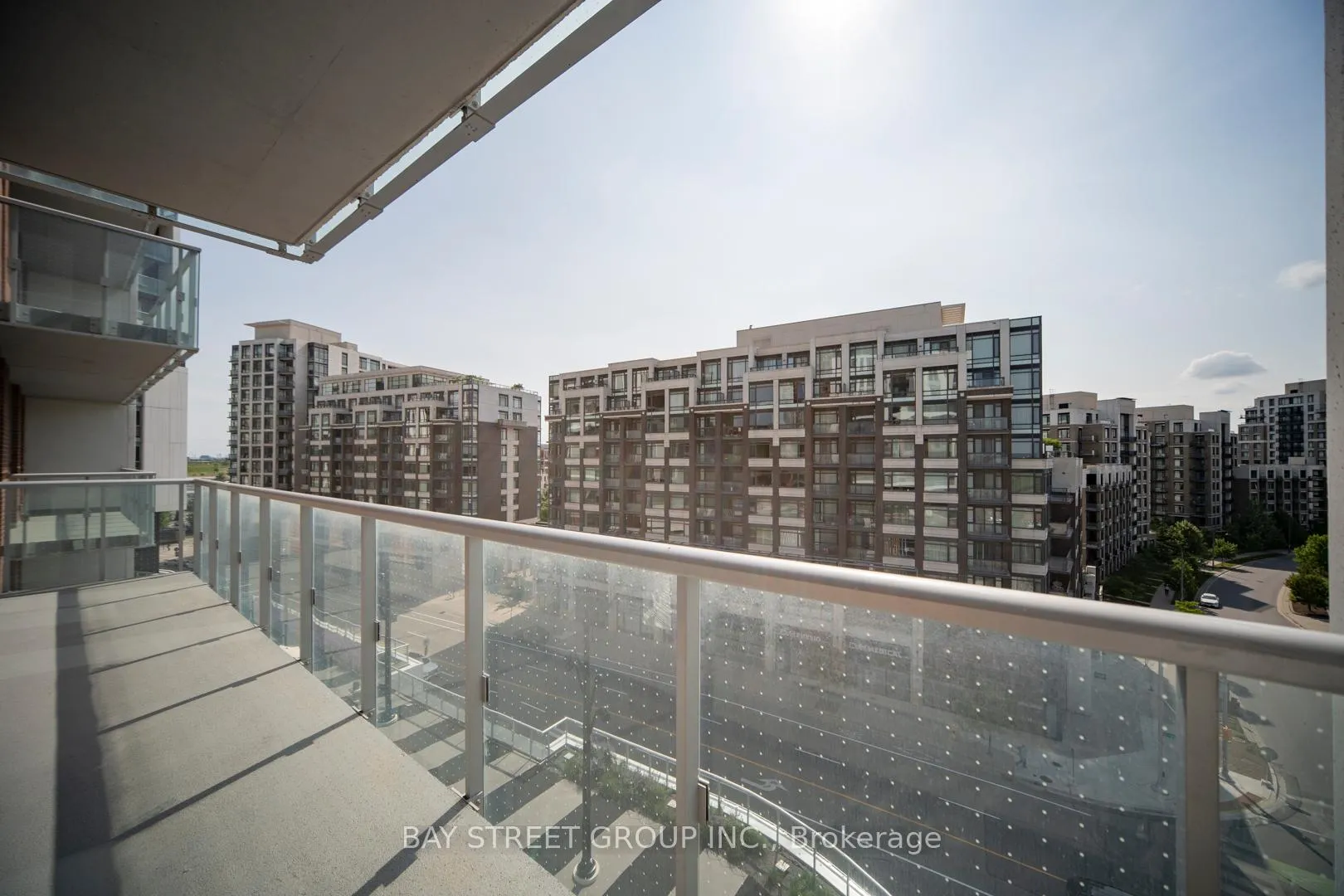 Photo 7 of Unit 804, 292 Verdale Crossing, Markham, Unionville — HOMEH