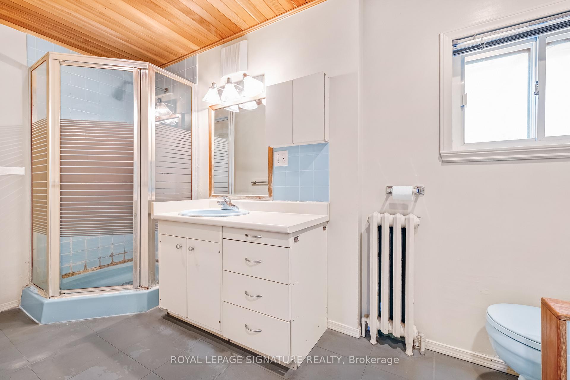 Photo 26 of 26 Martin Road, Toronto, Mount Pleasant East — HOMEH