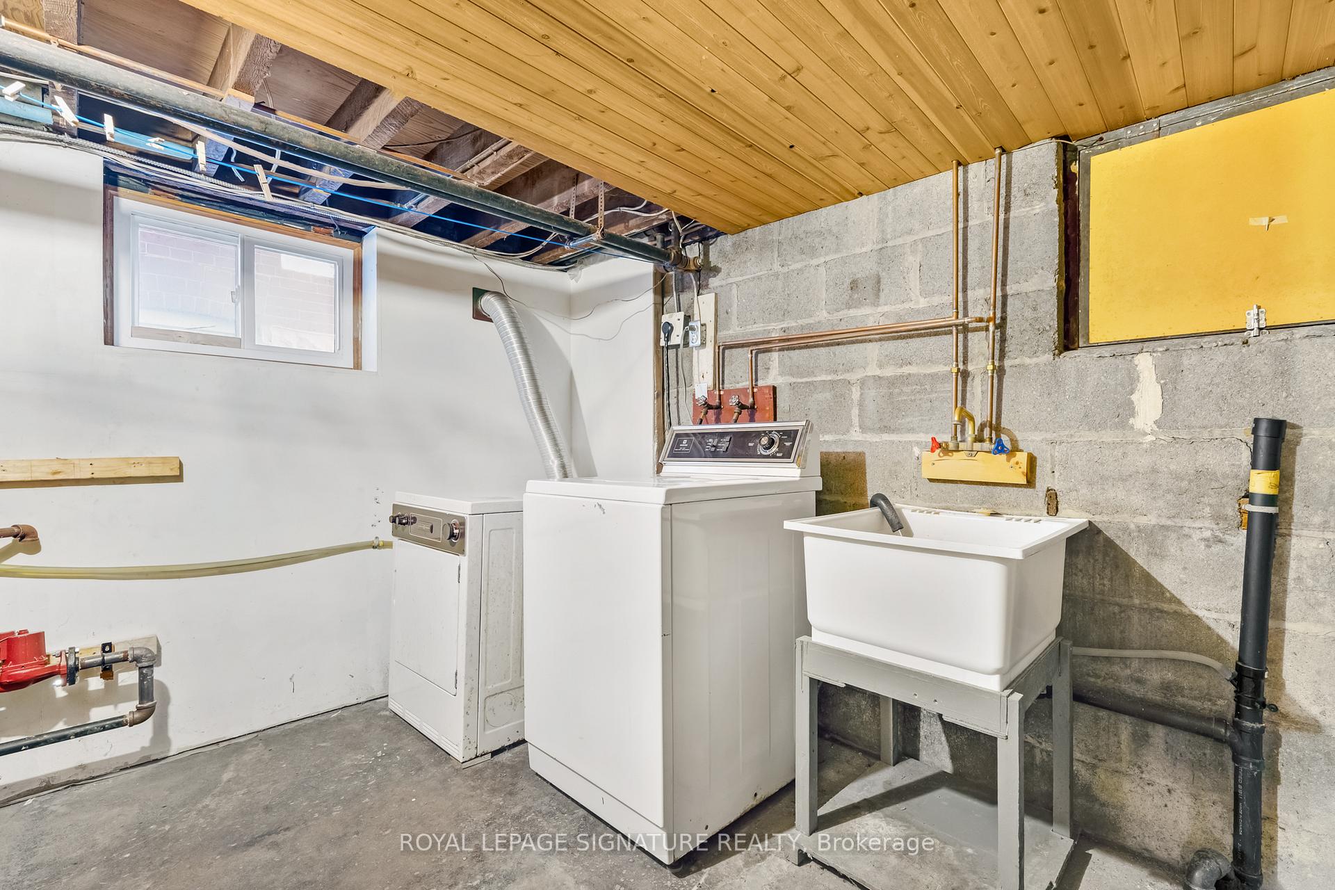 Photo 32 of 26 Martin Road, Toronto, Mount Pleasant East — HOMEH