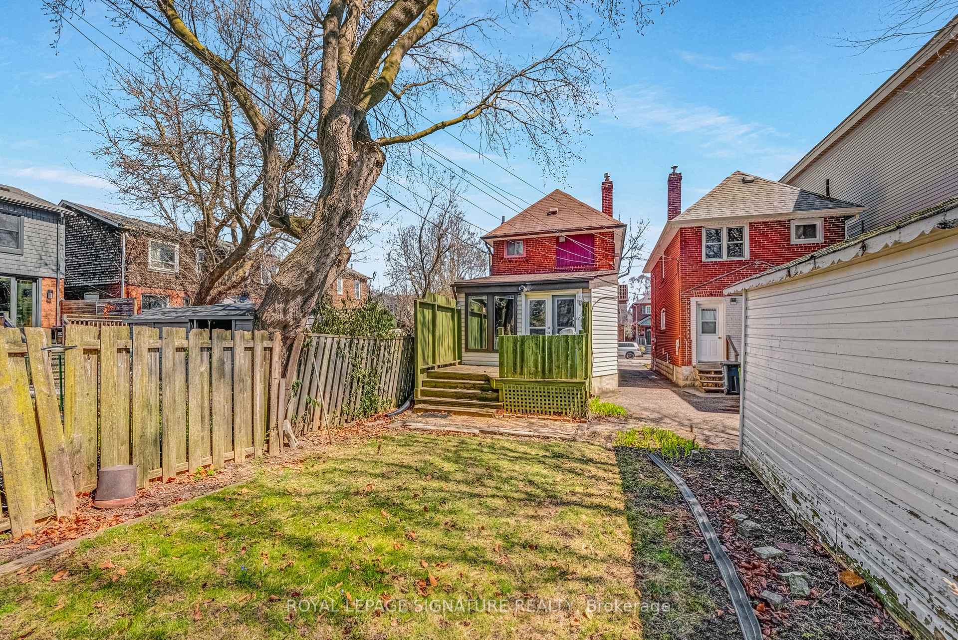 Photo 36 of 26 Martin Road, Toronto, Mount Pleasant East — HOMEH