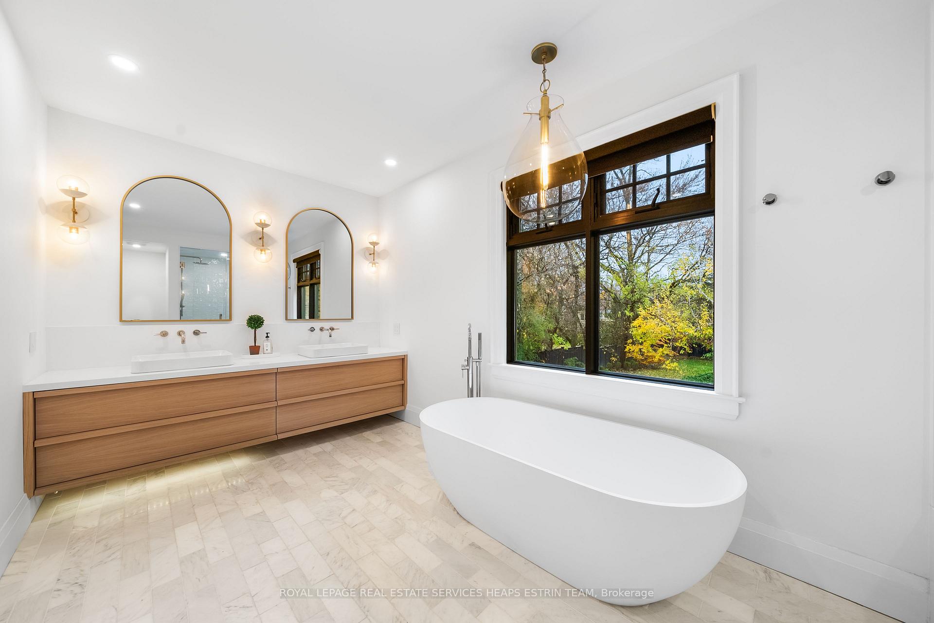 Photo 23 of 432 Heath Street E, Toronto, Leaside — HOMEH