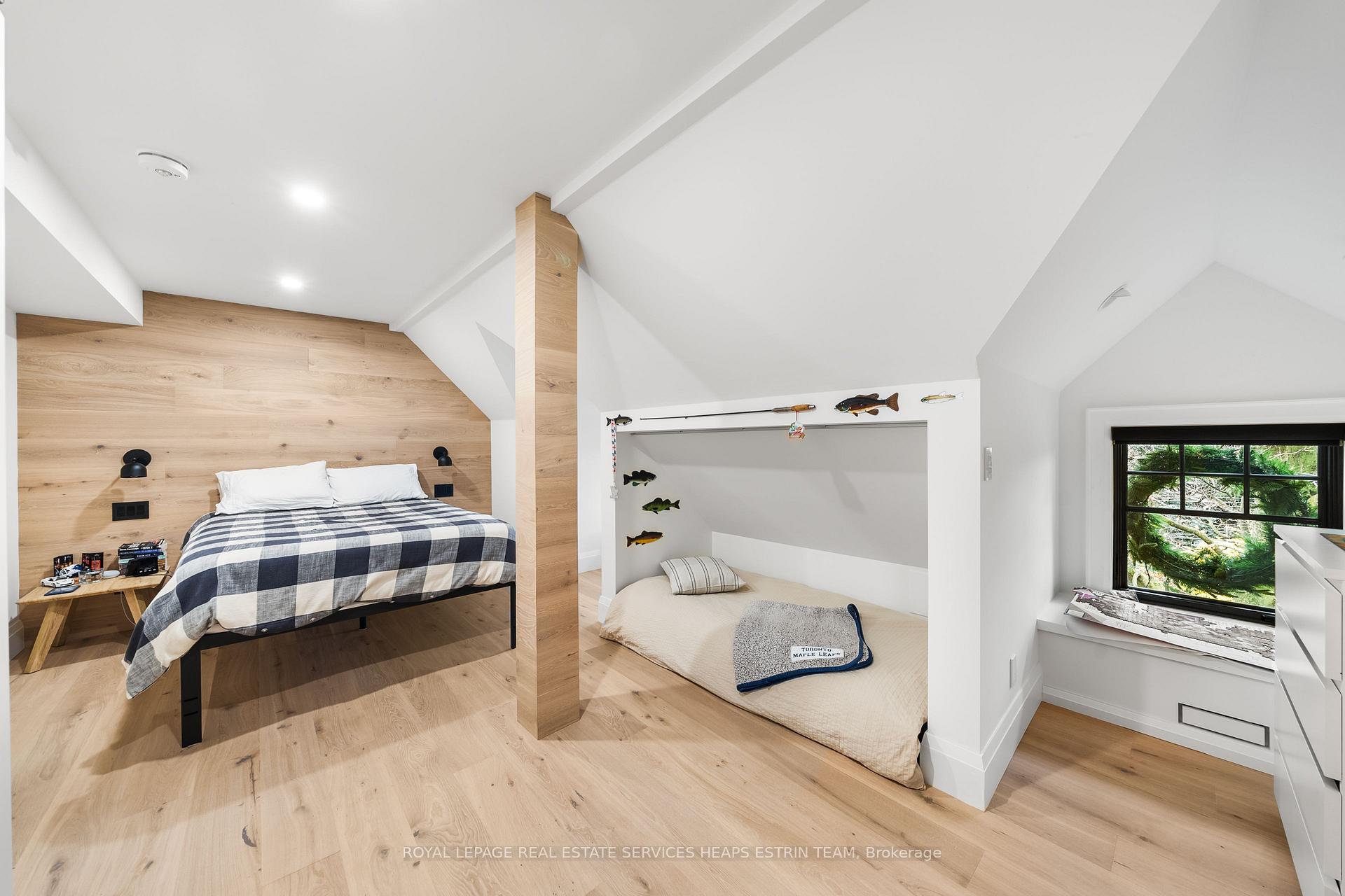 Photo 20 of 432 Heath Street E, Toronto, Leaside — HOMEH