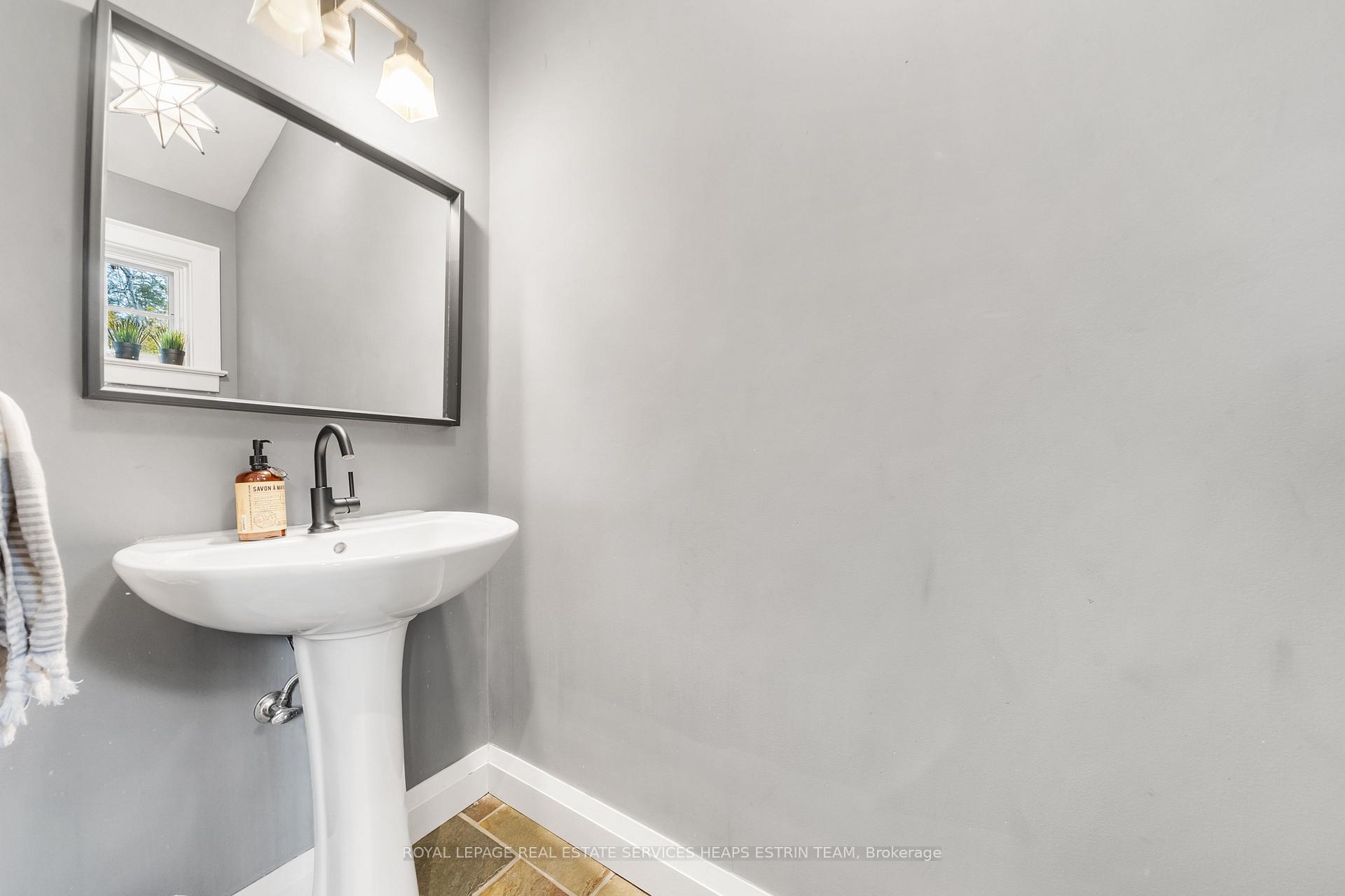 Photo 26 of 432 Heath Street E, Toronto, Leaside — HOMEH