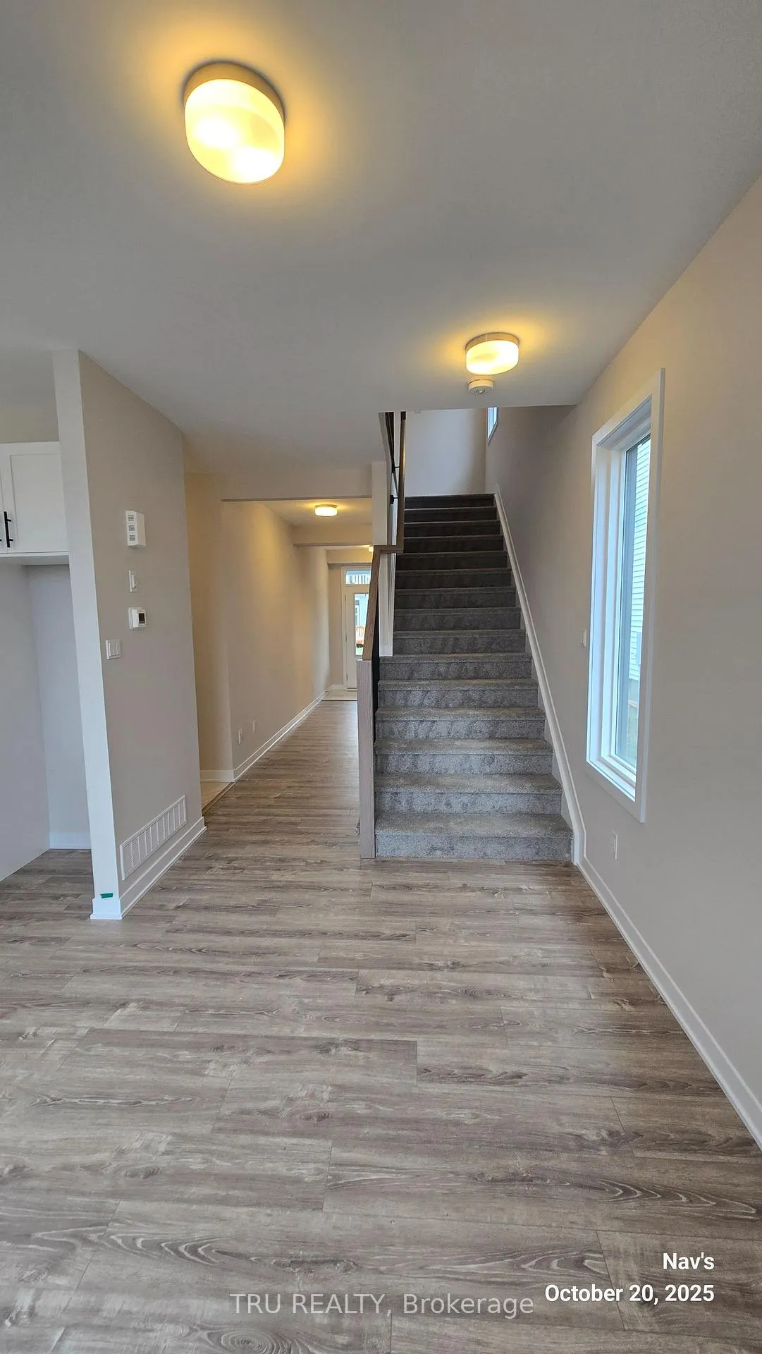 Photo 4 of 887 Andesite Terrace, Ottawa, Barrhaven - Half Moon Bay — HOMEH