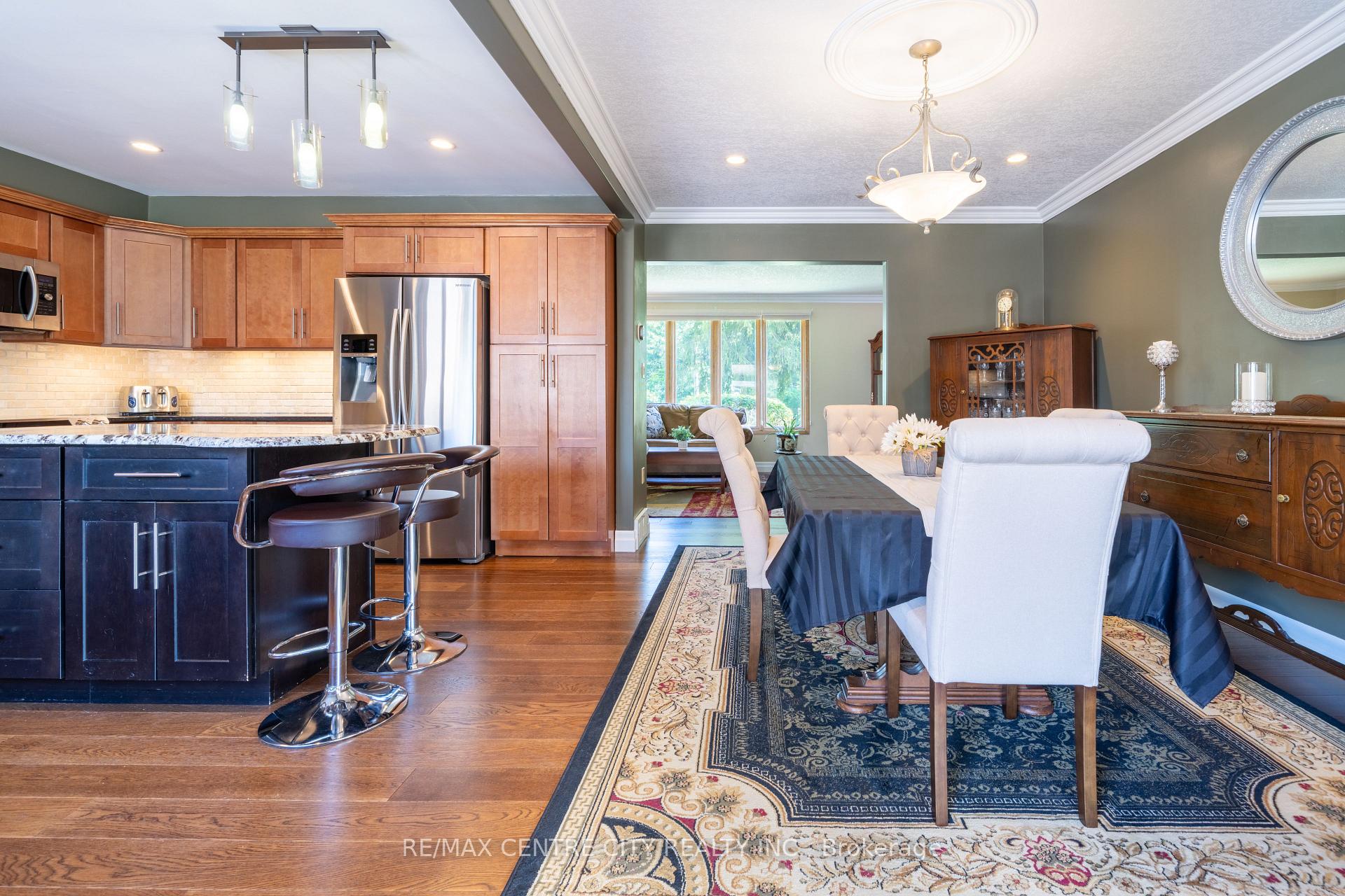 Photo 20 of 115 Hull Road, Strathroy-Caradoc, NE — HOMEH