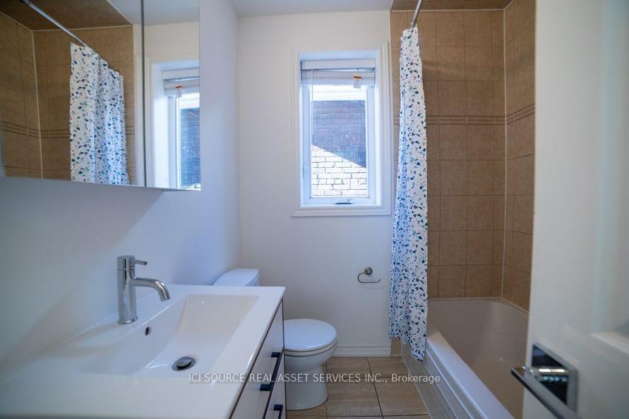 Photo 12 of Unit C, 1111 Gerrard Street, Toronto, South Riverdale — HOMEH