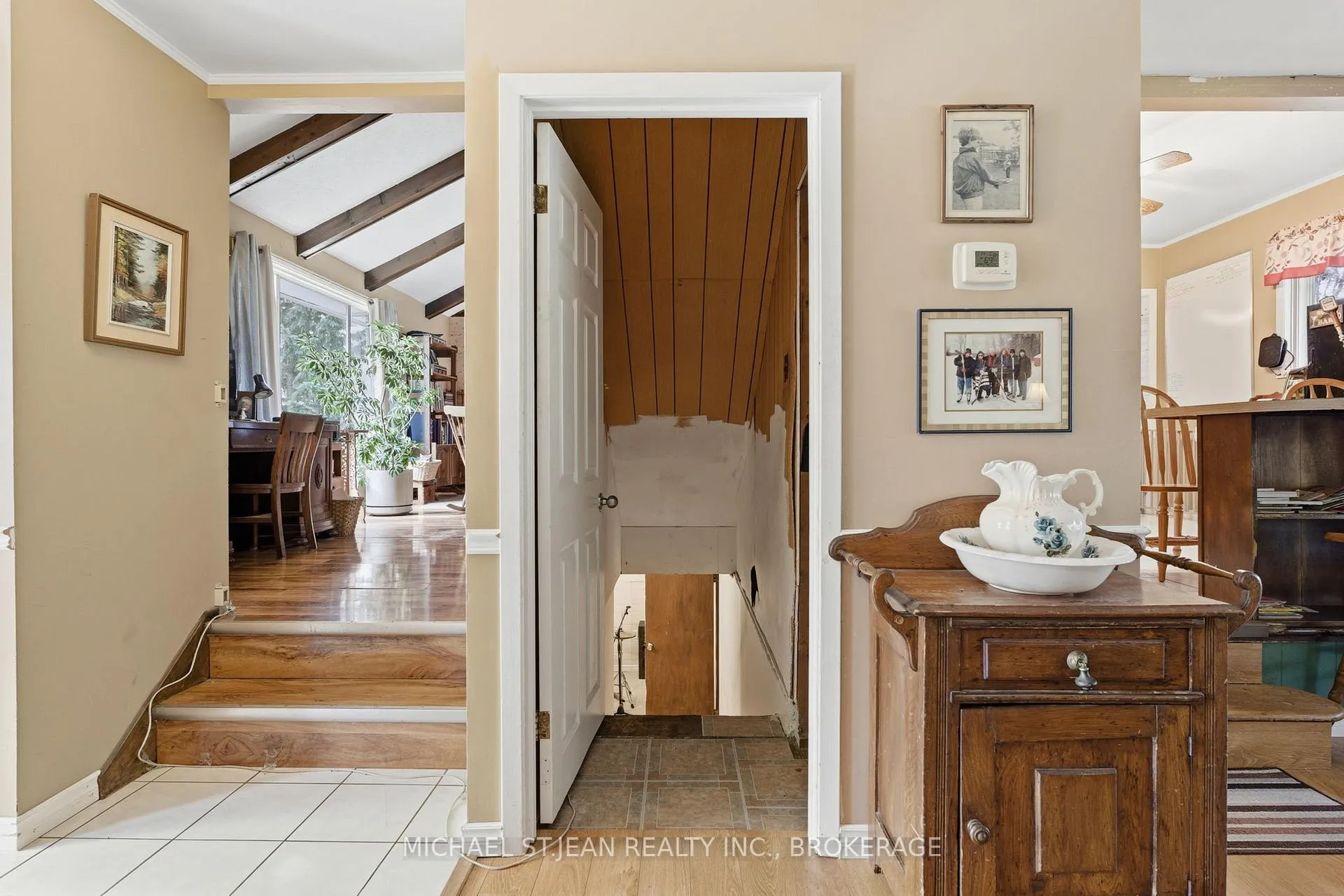 Photo 13 of 1470 Barron Road, Thorold, Allanburg/Thorold South — HOMEH