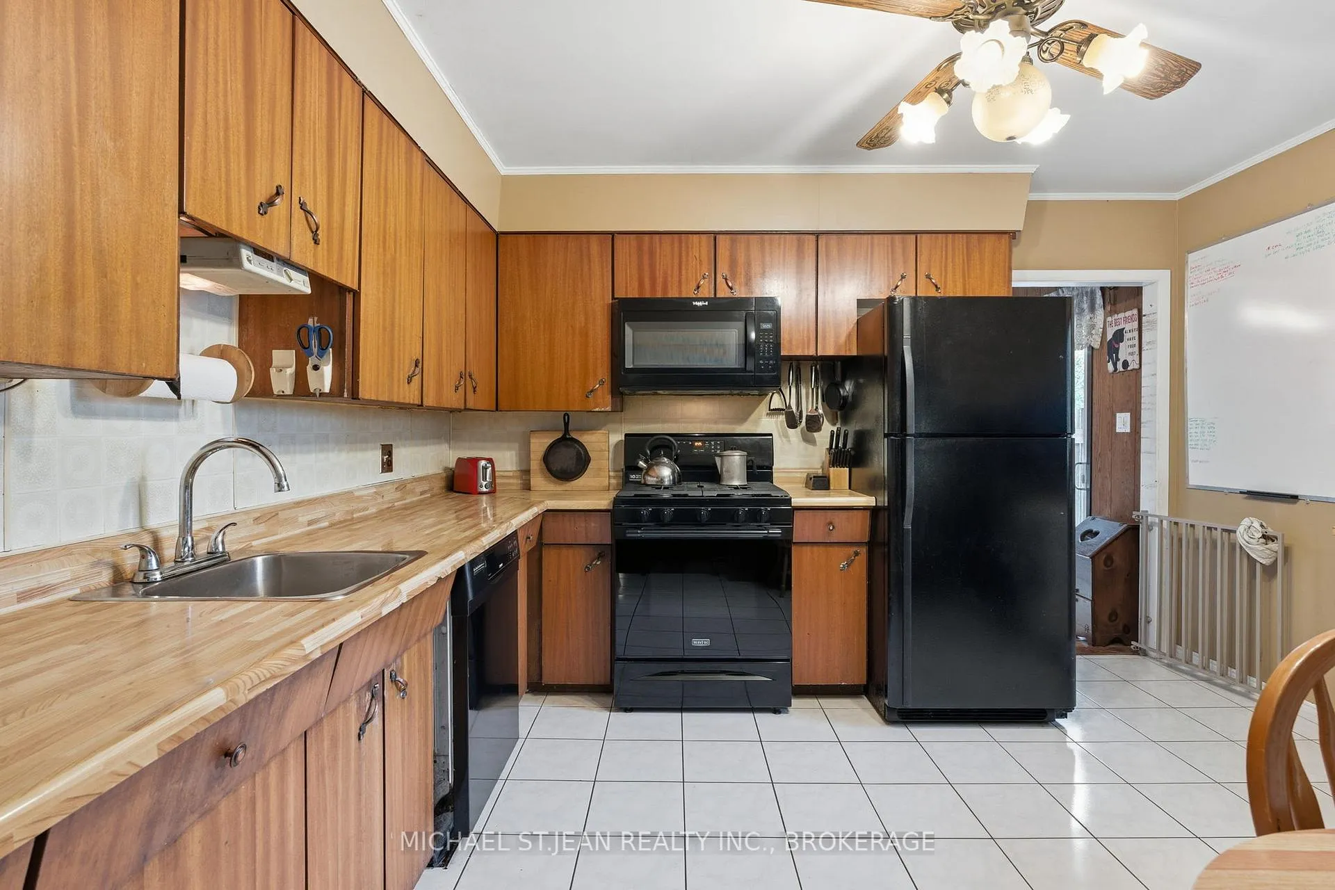 Photo 24 of 1470 Barron Road, Thorold, Allanburg/Thorold South — HOMEH