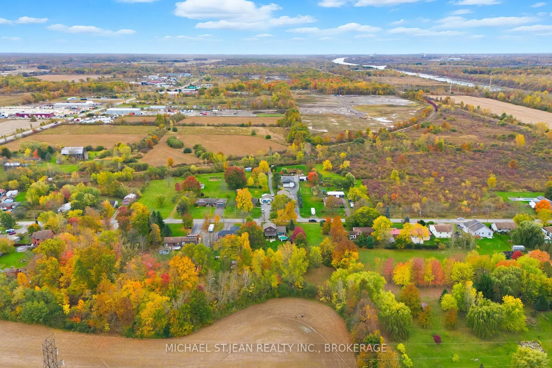 Photo 40 of 1470 Barron Road, Thorold, Allanburg/Thorold South — HOMEH