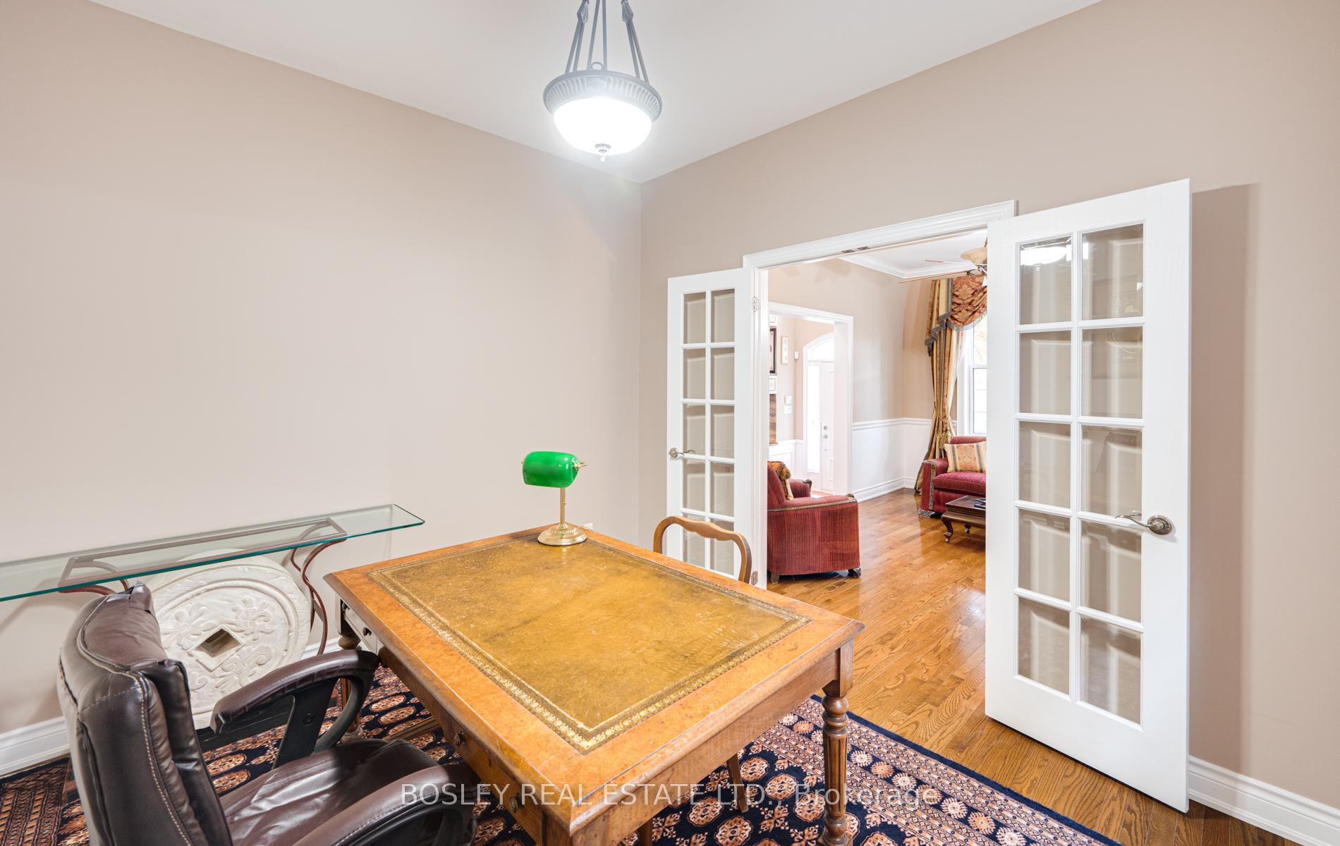 Photo 2 of 521 Broadway Avenue, Toronto, Leaside — HOMEH