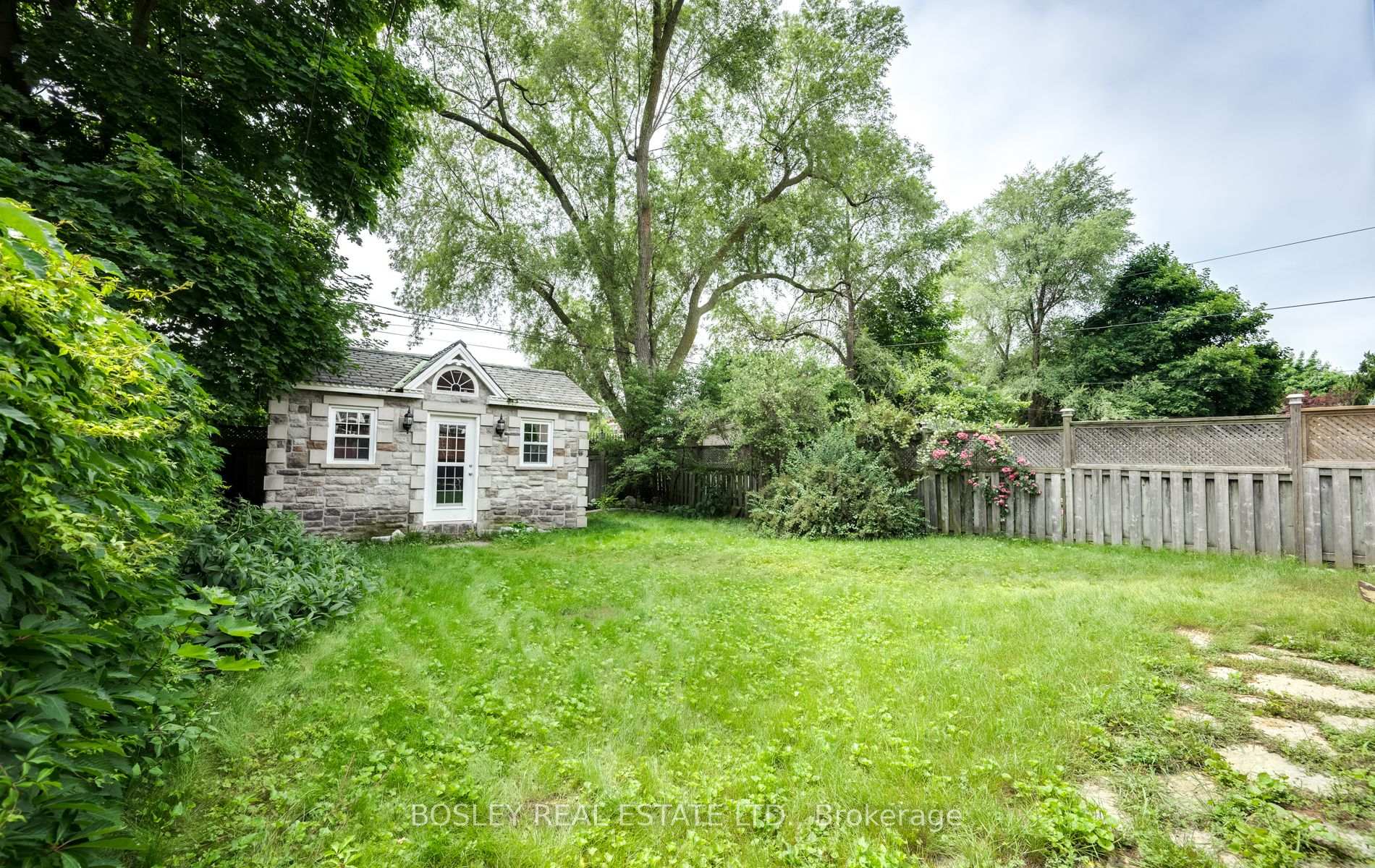 Photo 32 of 521 Broadway Avenue, Toronto, Leaside — HOMEH