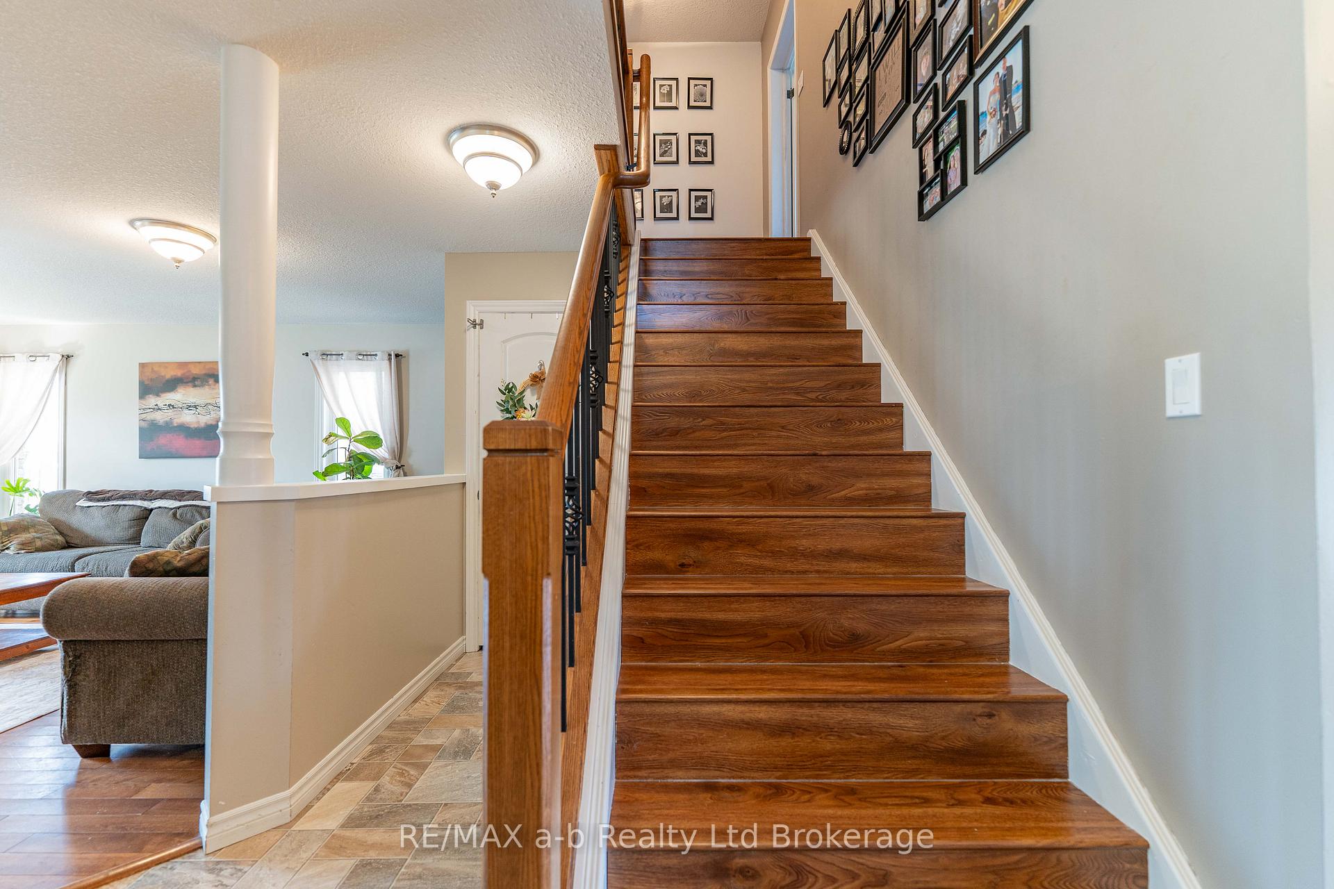 Photo 16 of 9 Langrell Avenue, Tillsonburg — HOMEH