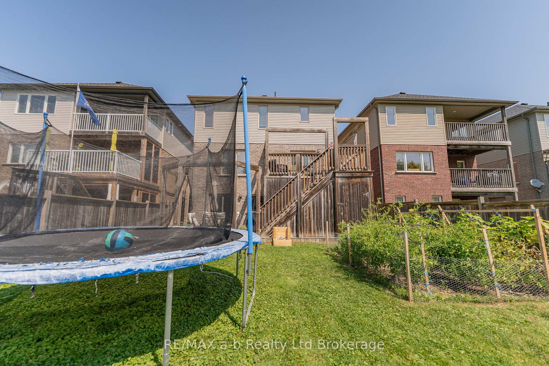 Photo 35 of 9 Langrell Avenue, Tillsonburg — HOMEH