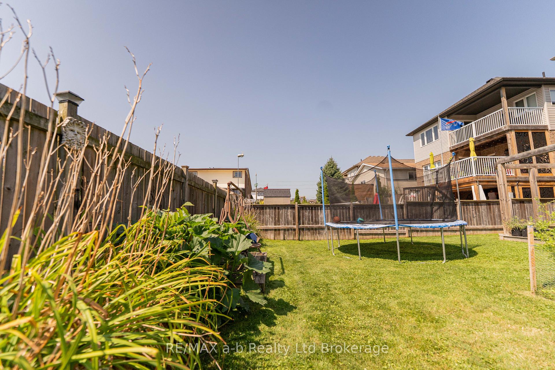 Photo 37 of 9 Langrell Avenue, Tillsonburg — HOMEH