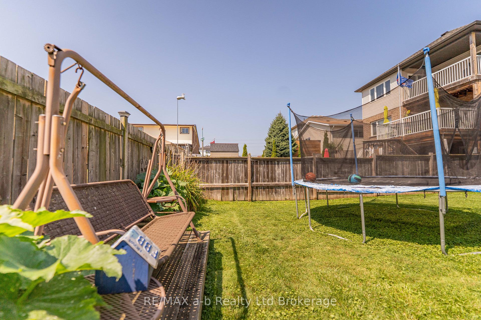 Photo 38 of 9 Langrell Avenue, Tillsonburg — HOMEH